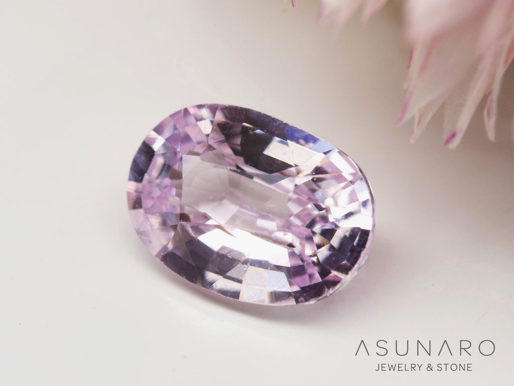 桜カラーサファイア 　オーバルカット　 スリランカ産　0.50ct【241024-2336】