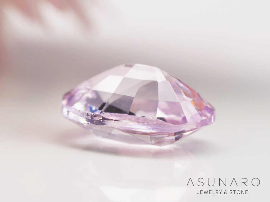 桜カラーサファイア 　オーバルカット　 スリランカ産　0.50ct【241024-2336】
