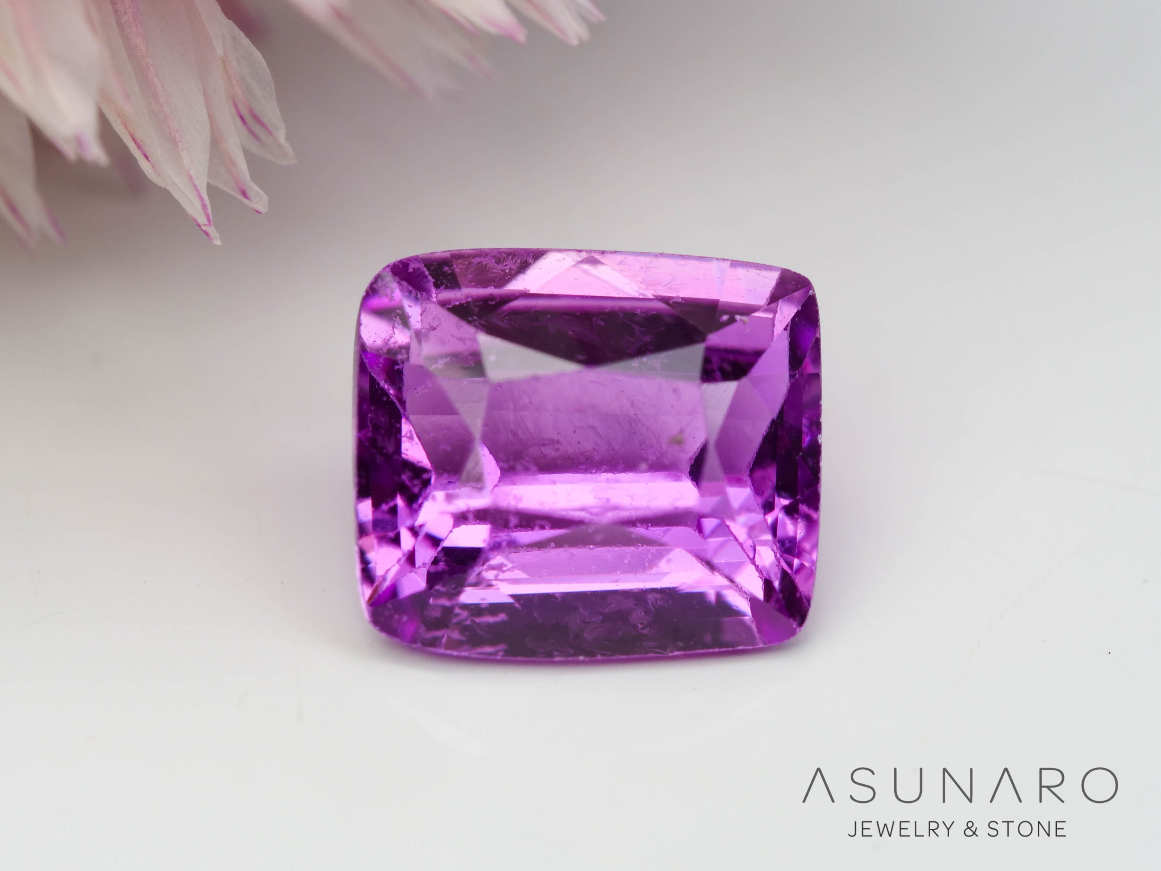 パープリッシュピンクサファイア 　クッションカット　 スリランカ産　1.17ct【241024-2338】