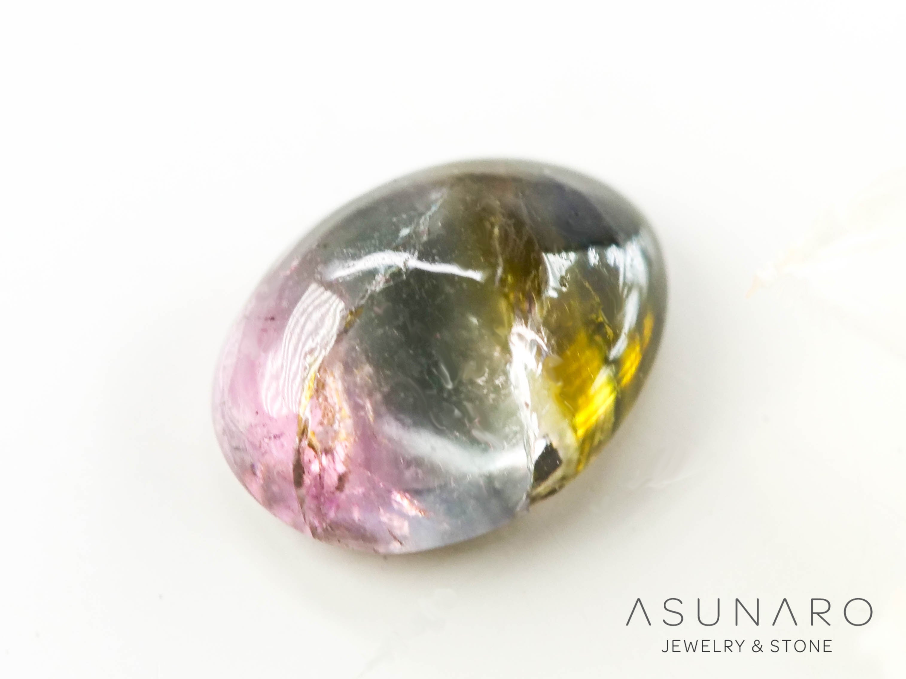 パーティーカラードトルマリン　カボション　ブラジル産　0.38ct【240823-2340】