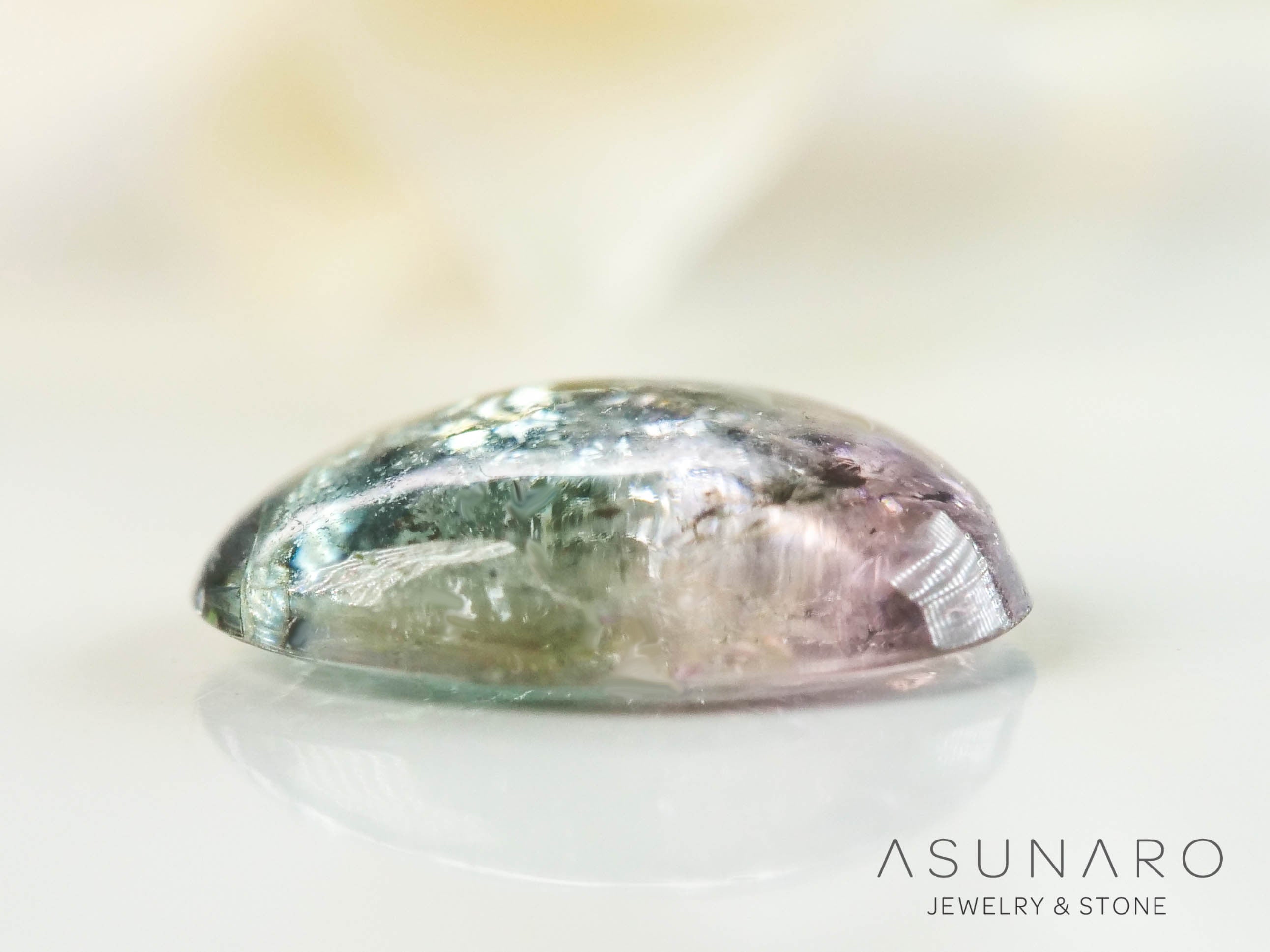 バイカラートルマリン カボション ブラジル産 0.32ct【240823-2343