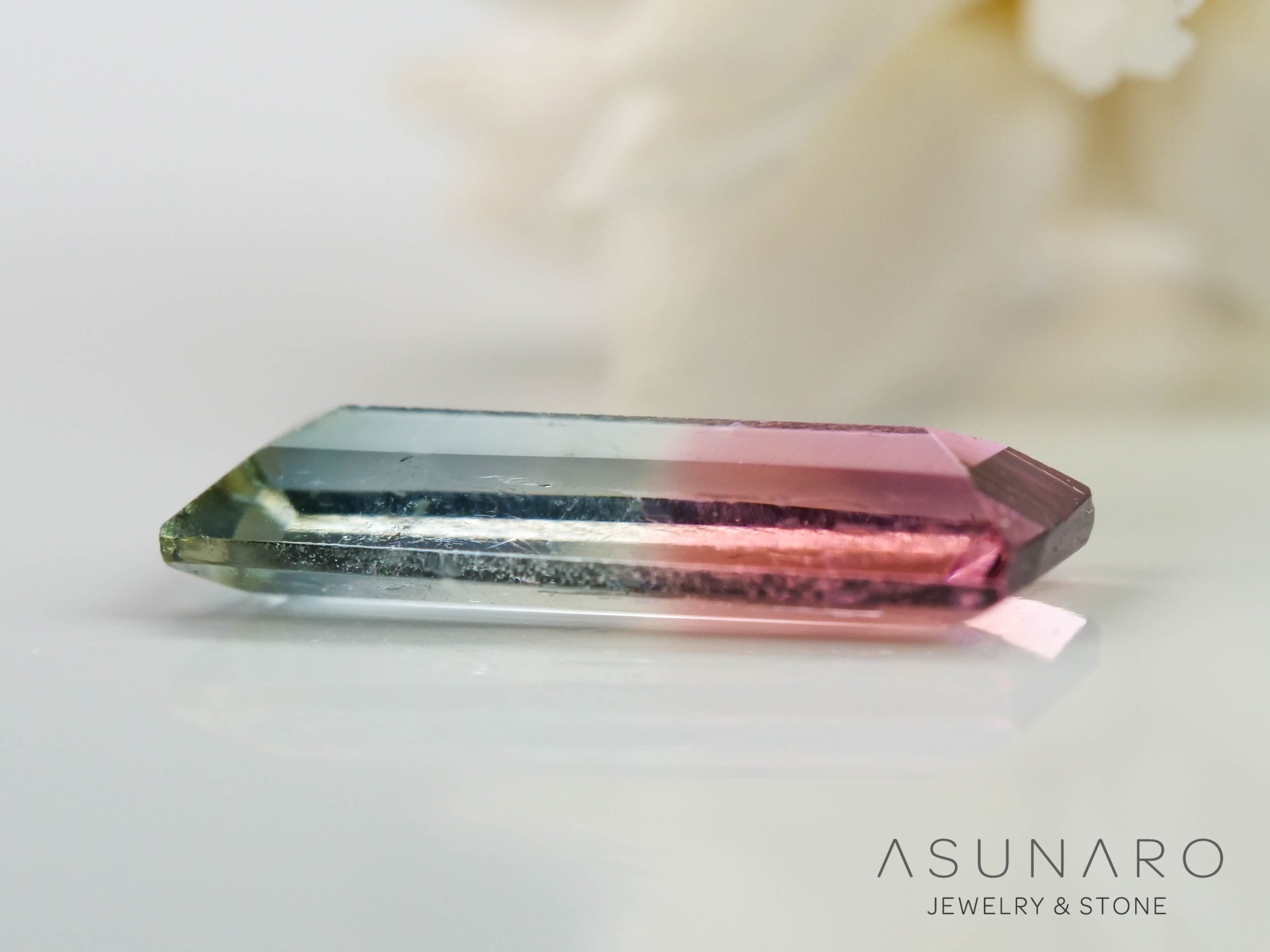 バイカラートルマリン　スクエアカット　ブラジル産　0.56ct【240823-2350】