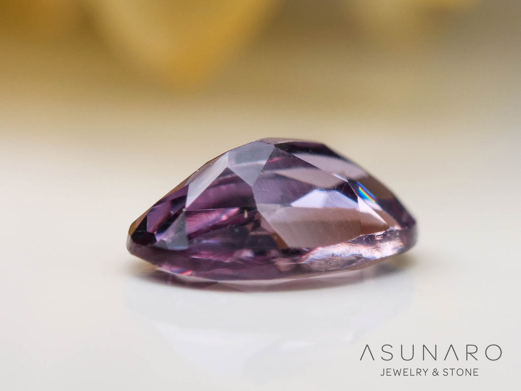 カラーチェンジガーネット　オーバルカット　 ベキリー産　0.21ct　【241030-2380】