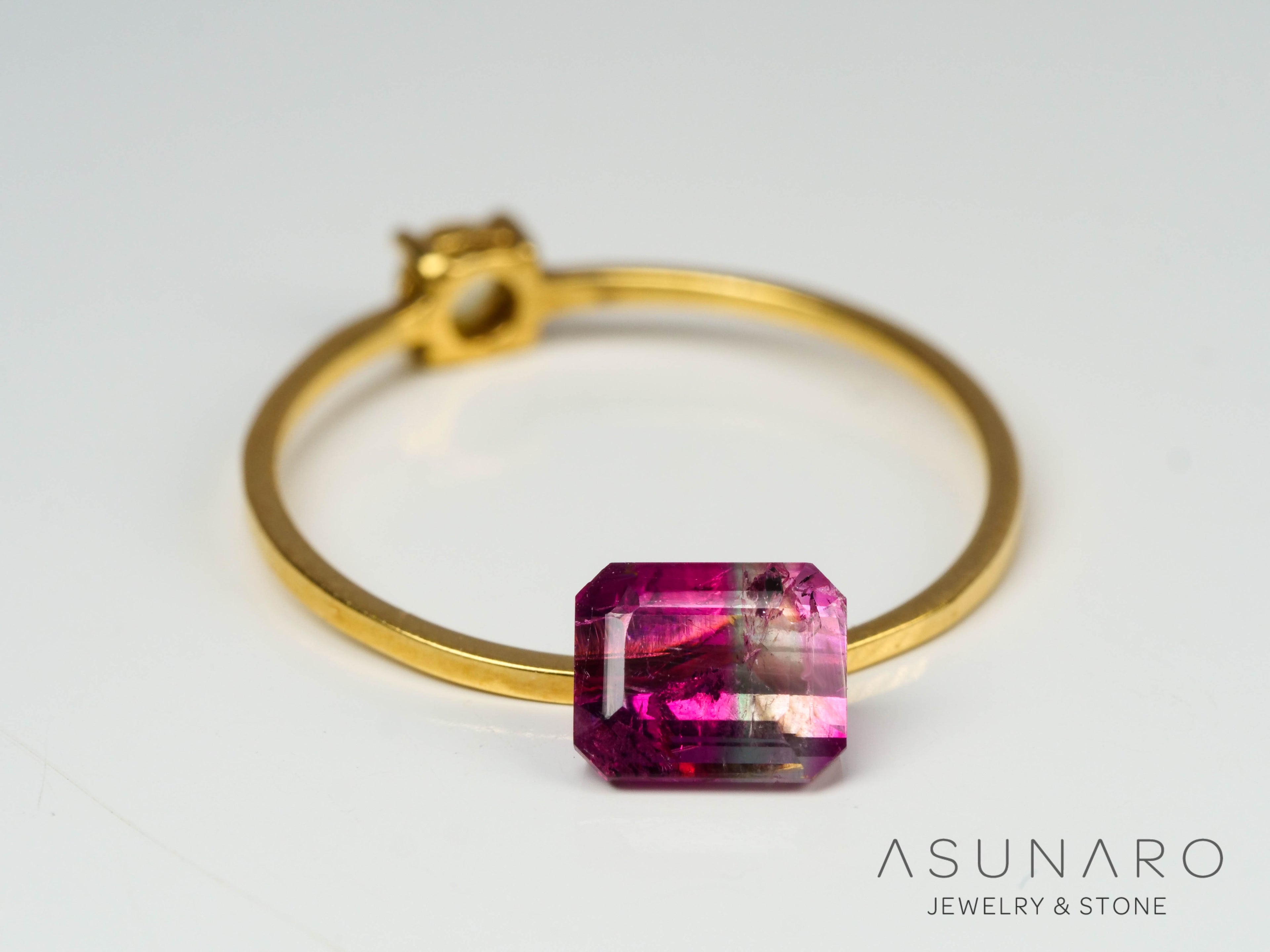 バイカラートルマリン　エメラルドカット　アフガニスタン産　0.91ct【241009-2442】