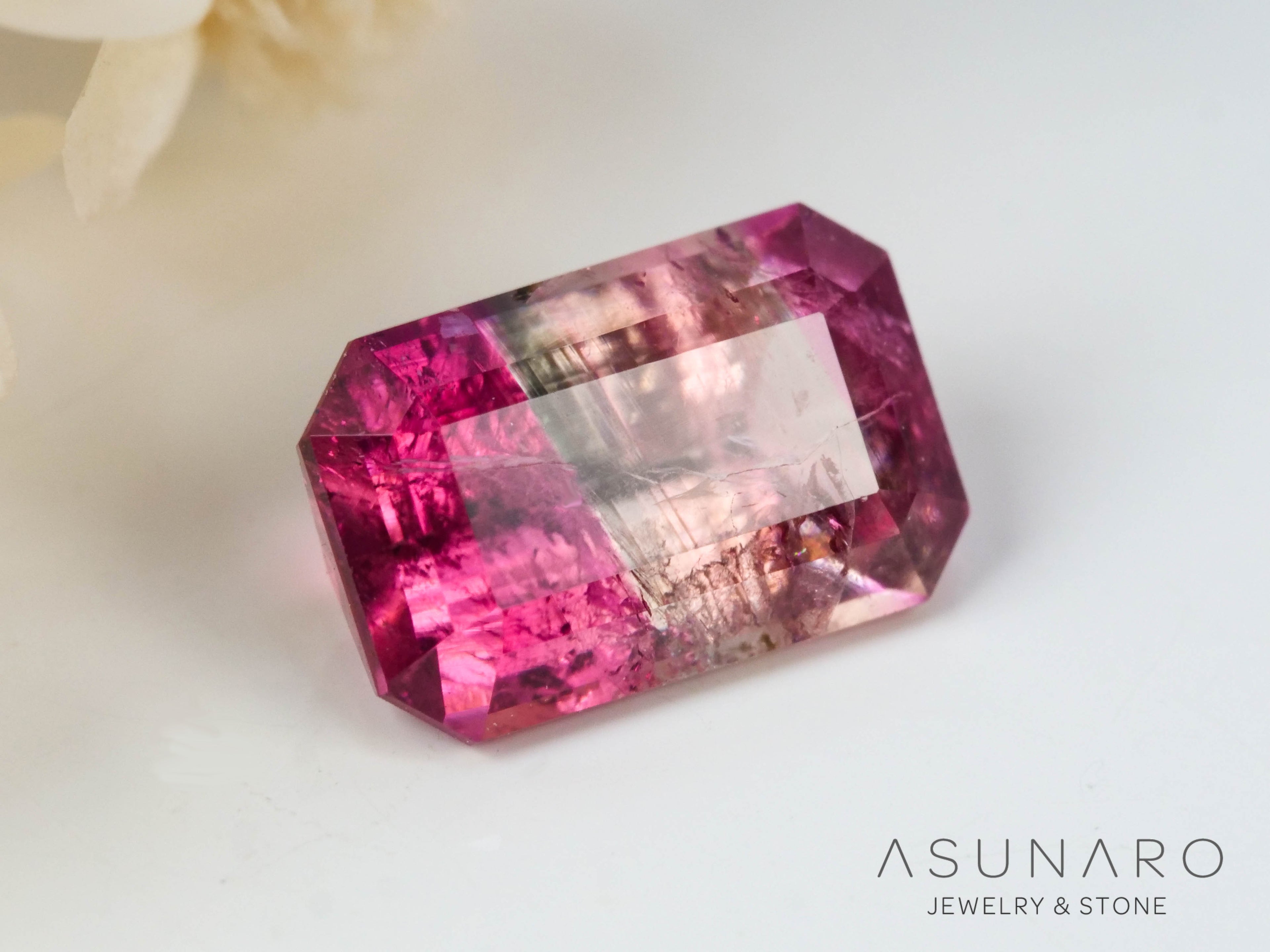 バイカラートルマリン　エメラルドカット　アフガニスタン産　0.75ct【241009-2443】