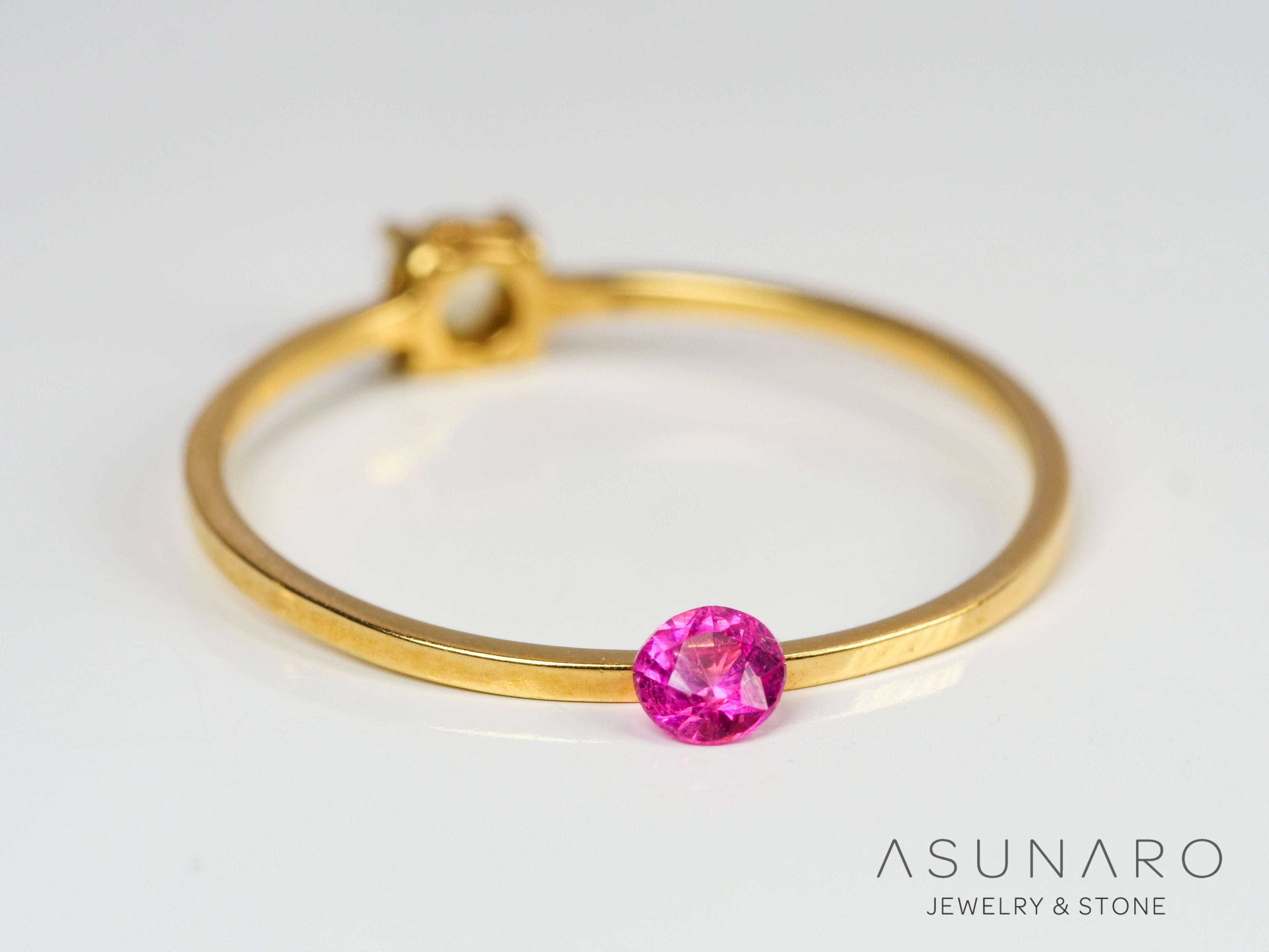 ジェダイスピネル 　ラウンドカット　ビルマ産　0.13ct　【240823-2429】