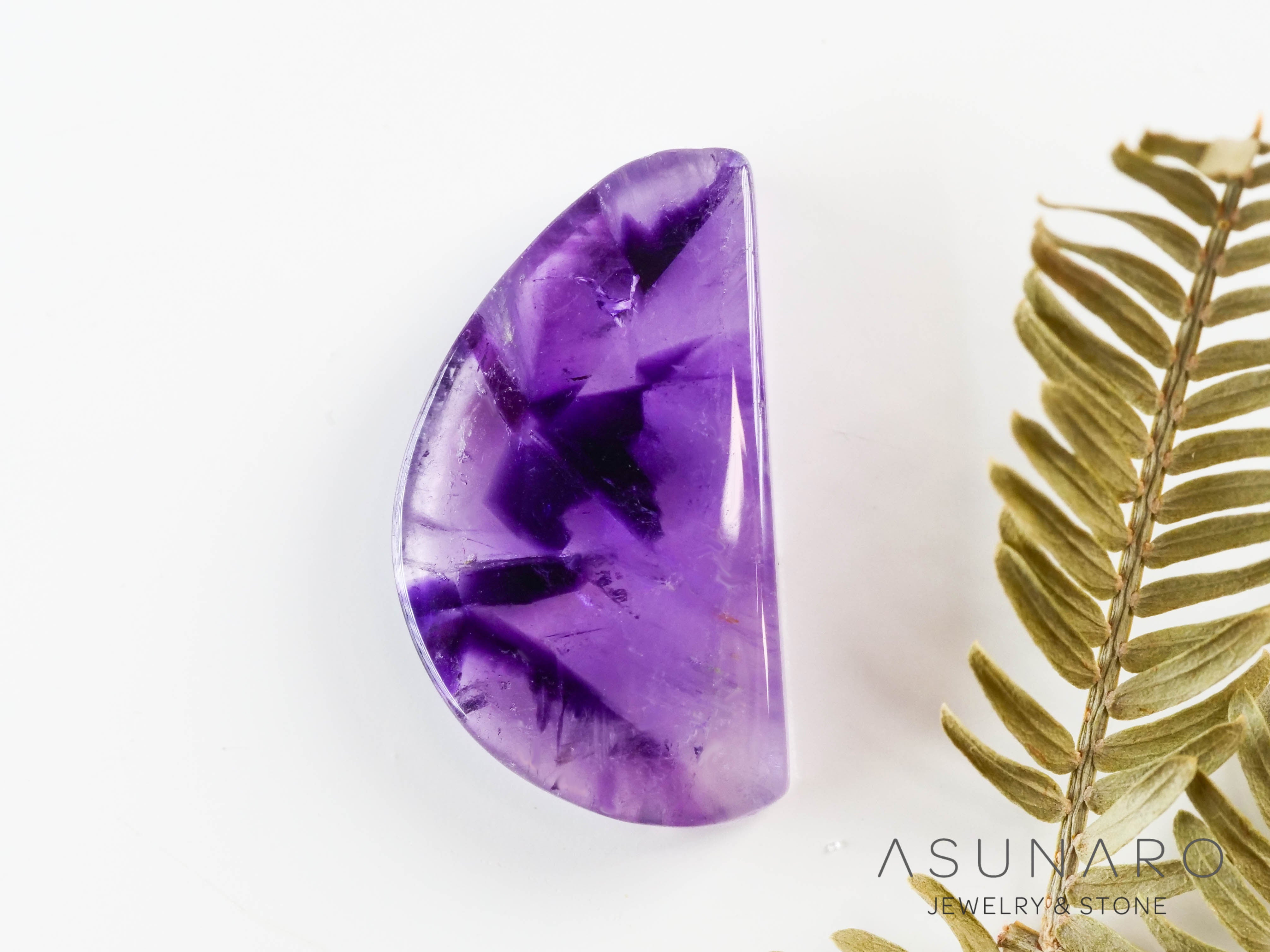 トラピッチェアメジスト カボション ブラジル産 6.32ct【240819-2488