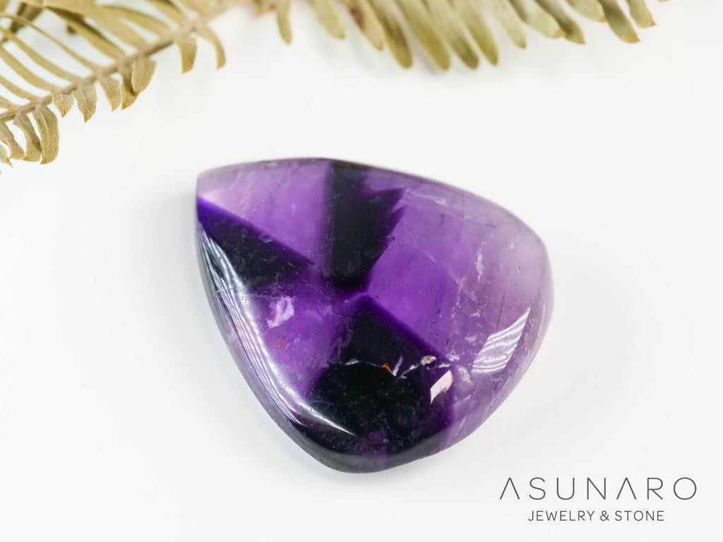 トラピッチェアメジスト　カボション　ブラジル産　9.17ct【240819-2489】