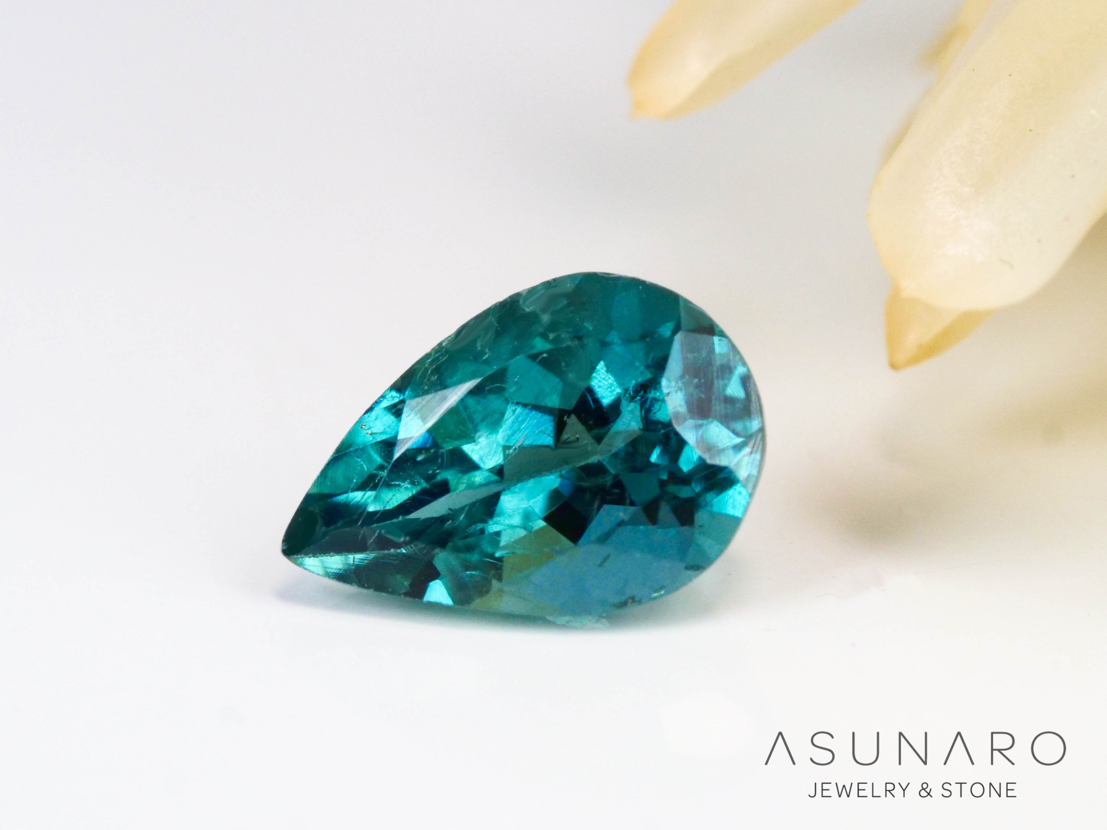 ラグーントルマリン 　ペアシェイプ　アフガニスタン産 　0.69ct【241024-2460】