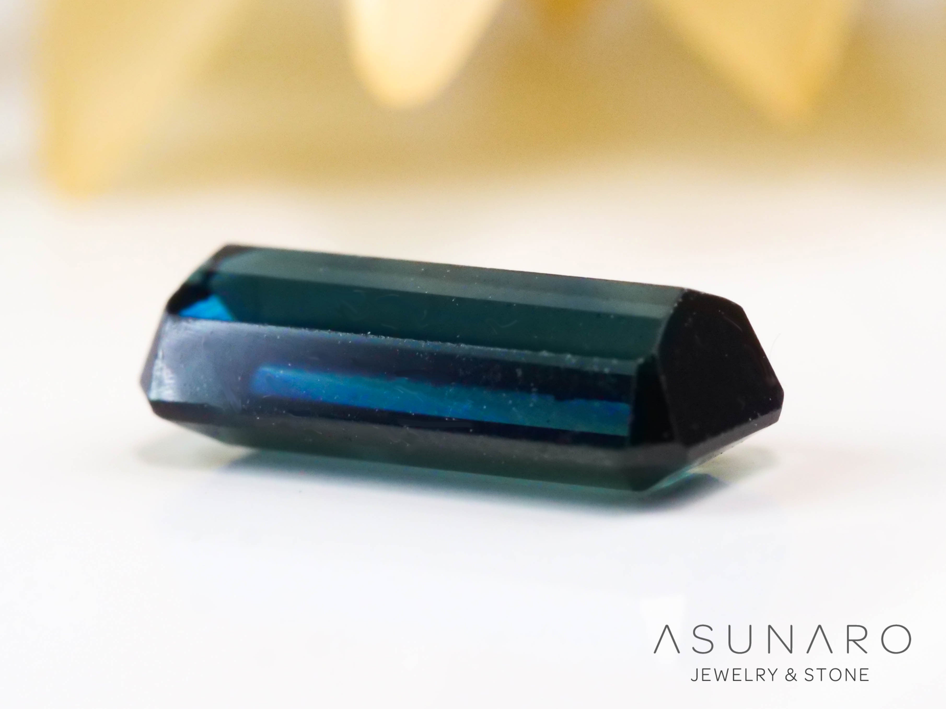 ブルートルマリン 　エメラルドカット　アフガニスタン産 　0.93ct【241024-2465】