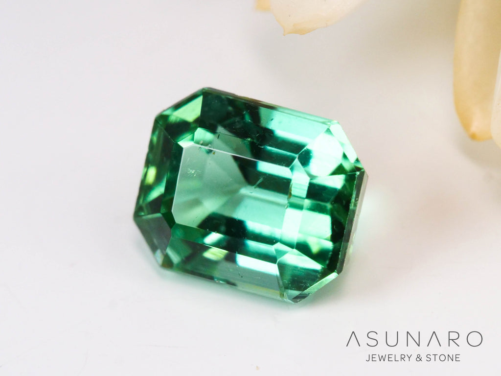 ラグーントルマリン 　エメラルドカット　アフガニスタン産 　1.02ct【241024-2466】