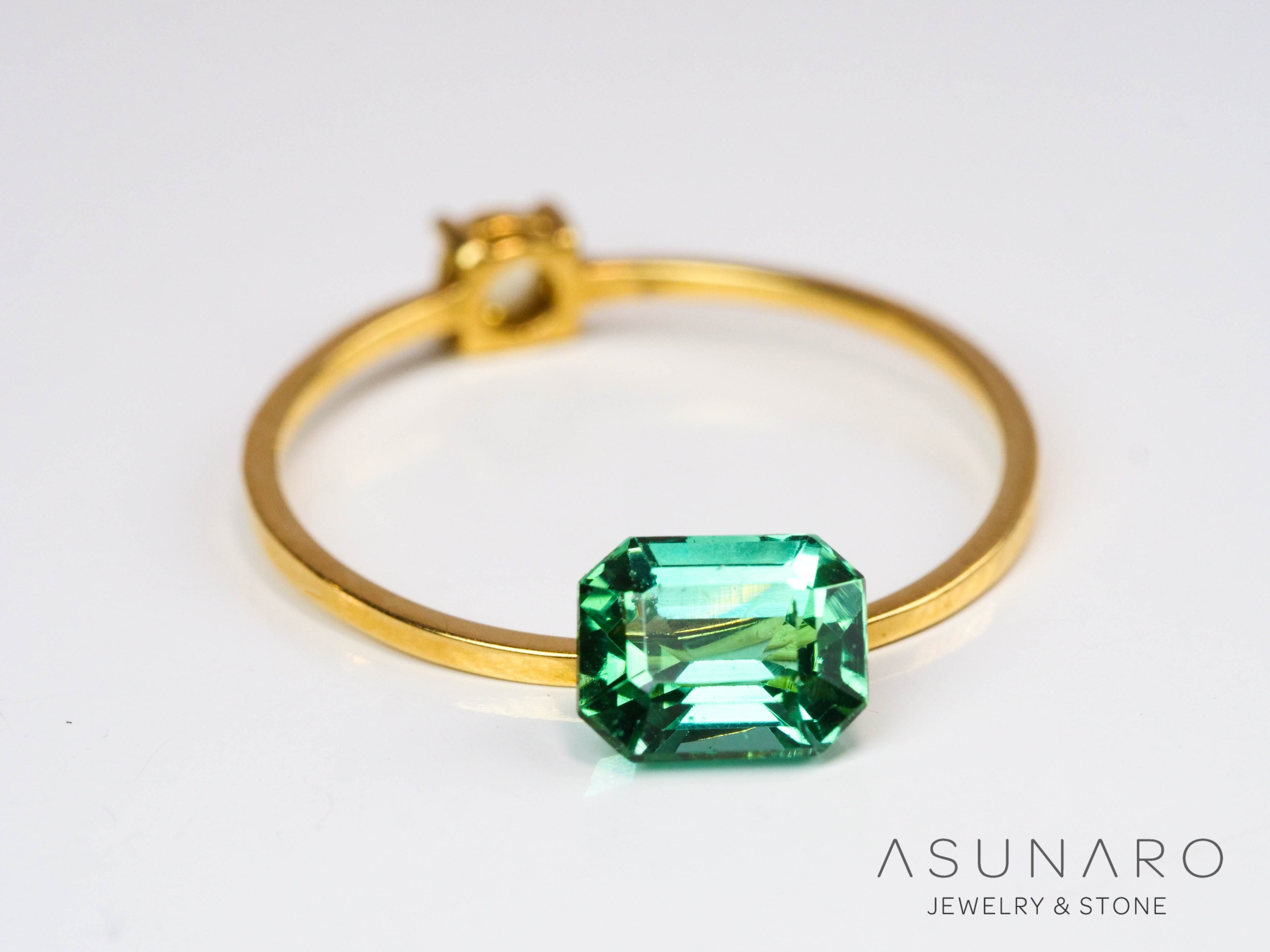 ラグーントルマリン 　エメラルドカット　アフガニスタン産 　1.02ct【241024-2466】