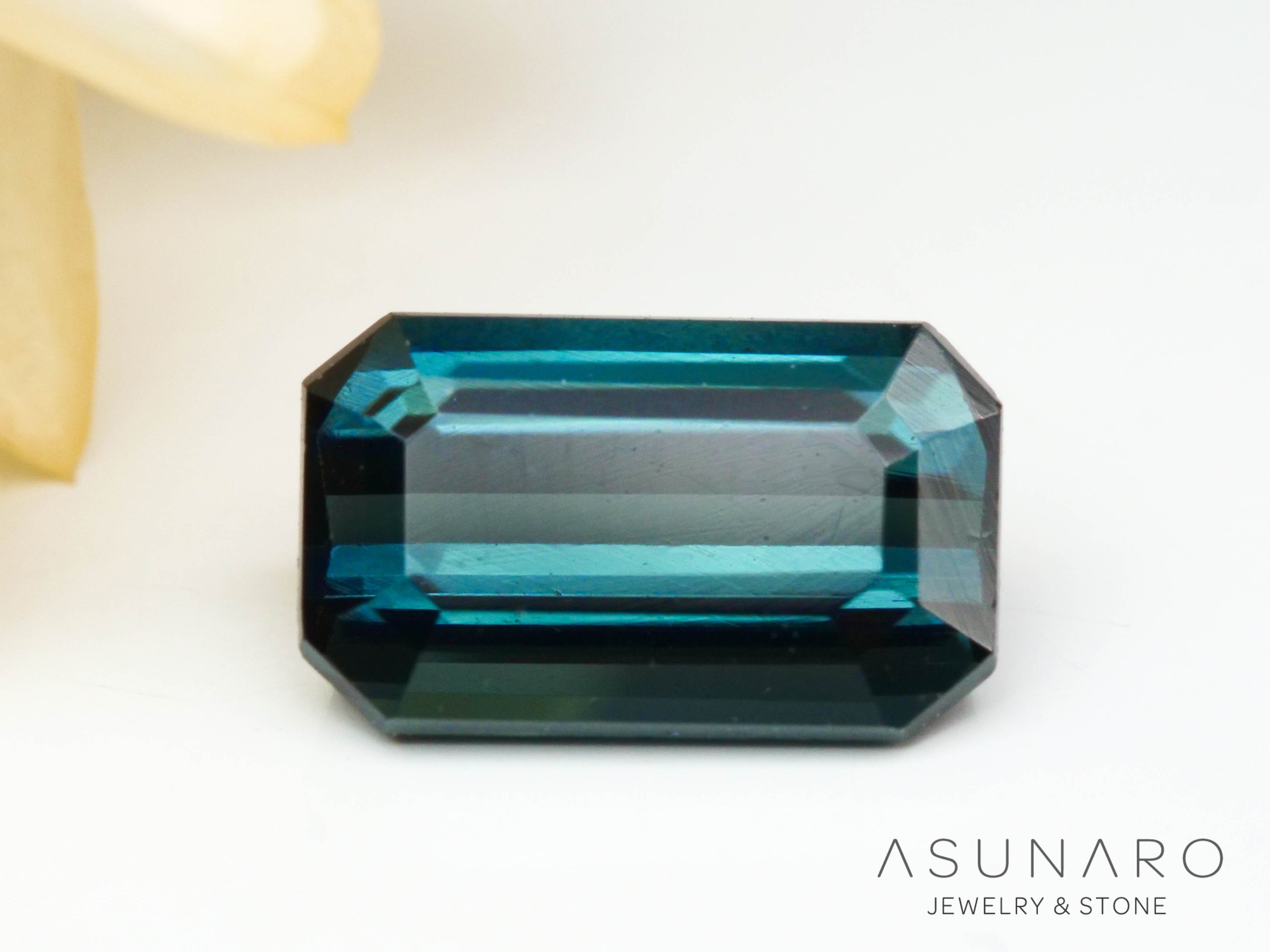 ラグーントルマリン 　エメラルドカット　アフガニスタン産 　0.84ct【241024-2467】