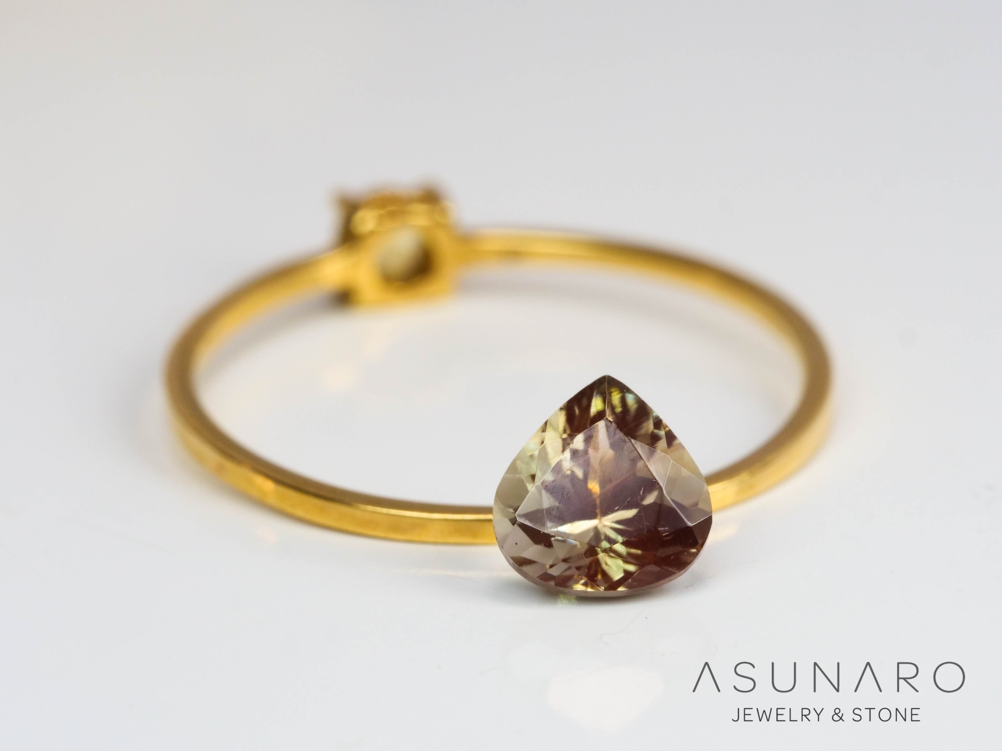 バイカラーアンデシン　マロンカット　チベット産　0.66ct【240819-2470】