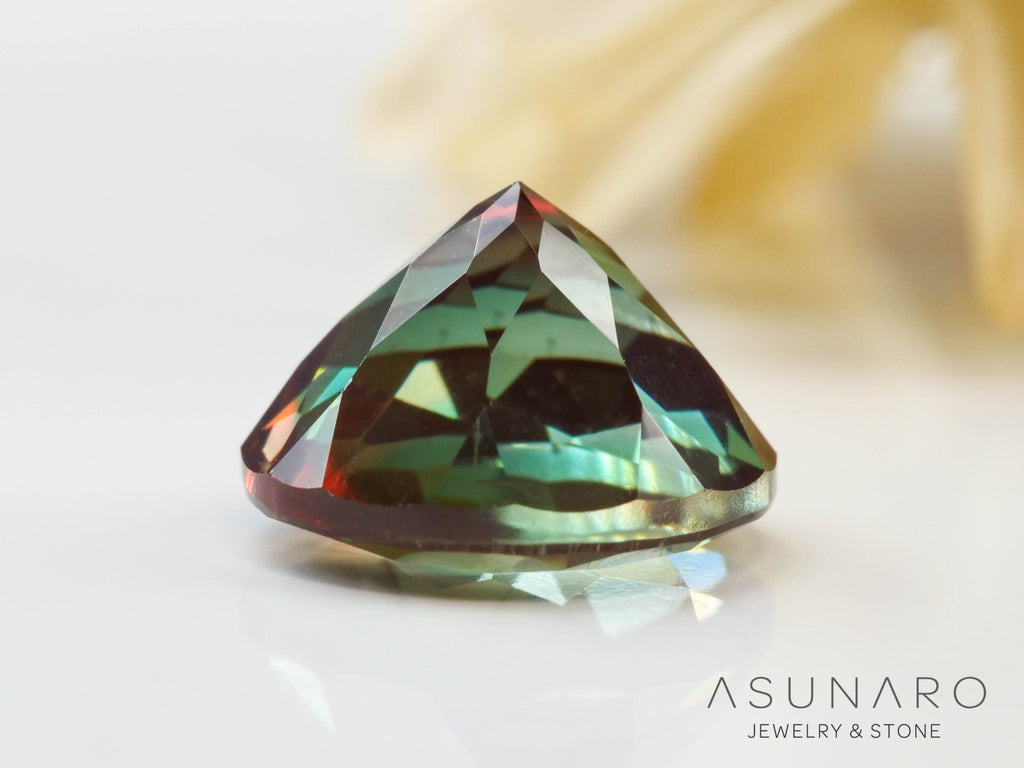 バイカラーアンデシン　ラウンドカット　チベット産　2.66ct【241005-2510】