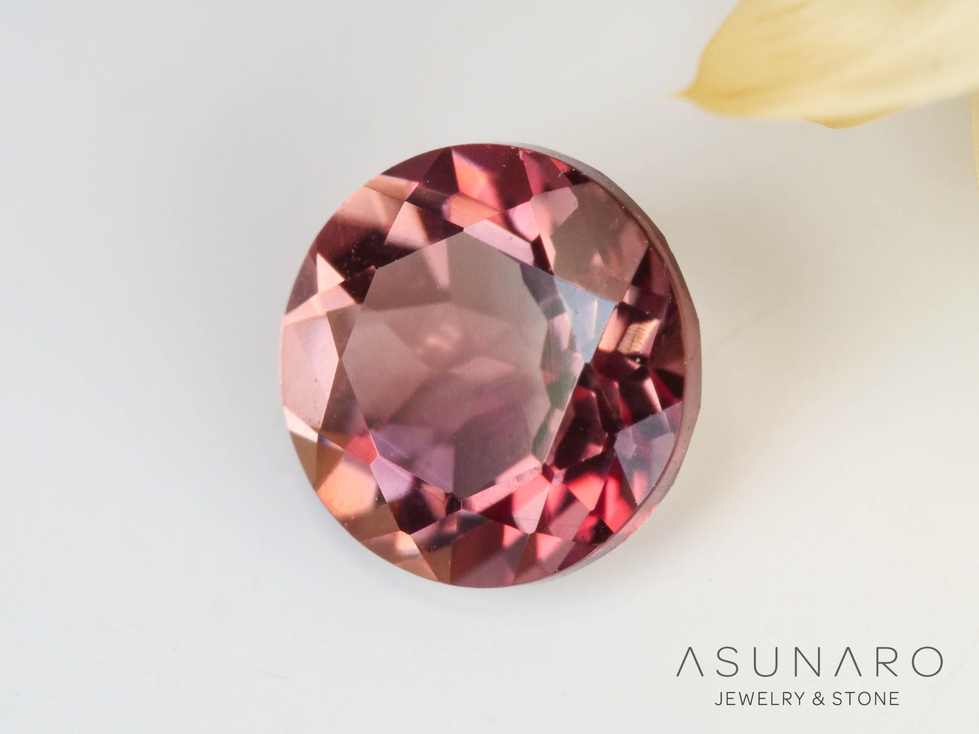 アンデシン　ラウンドカット　チベット産　0.48ct【241005-2524】