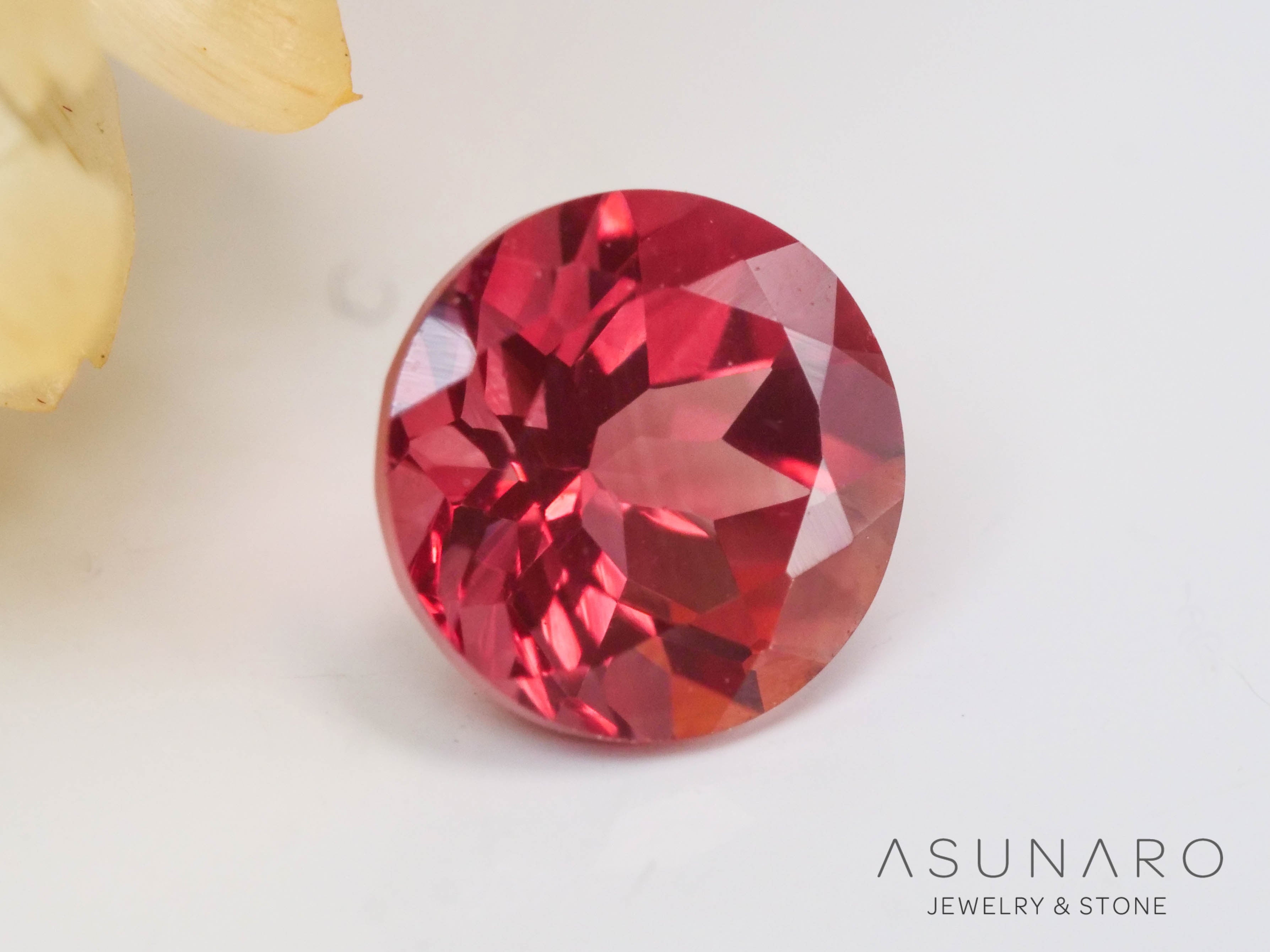 アンデシン　ラウンドカット　チベット産　0.51ct【241005-2525】