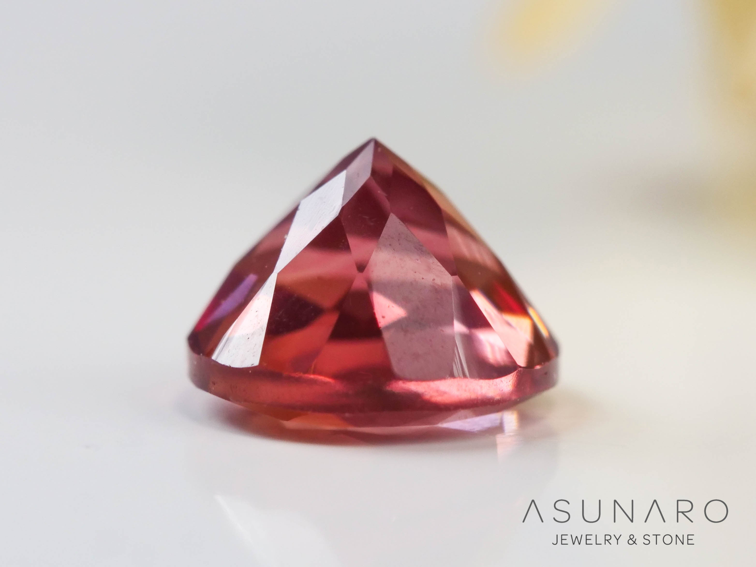 アンデシン　ラウンドカット　チベット産　0.51ct【241005-2525】