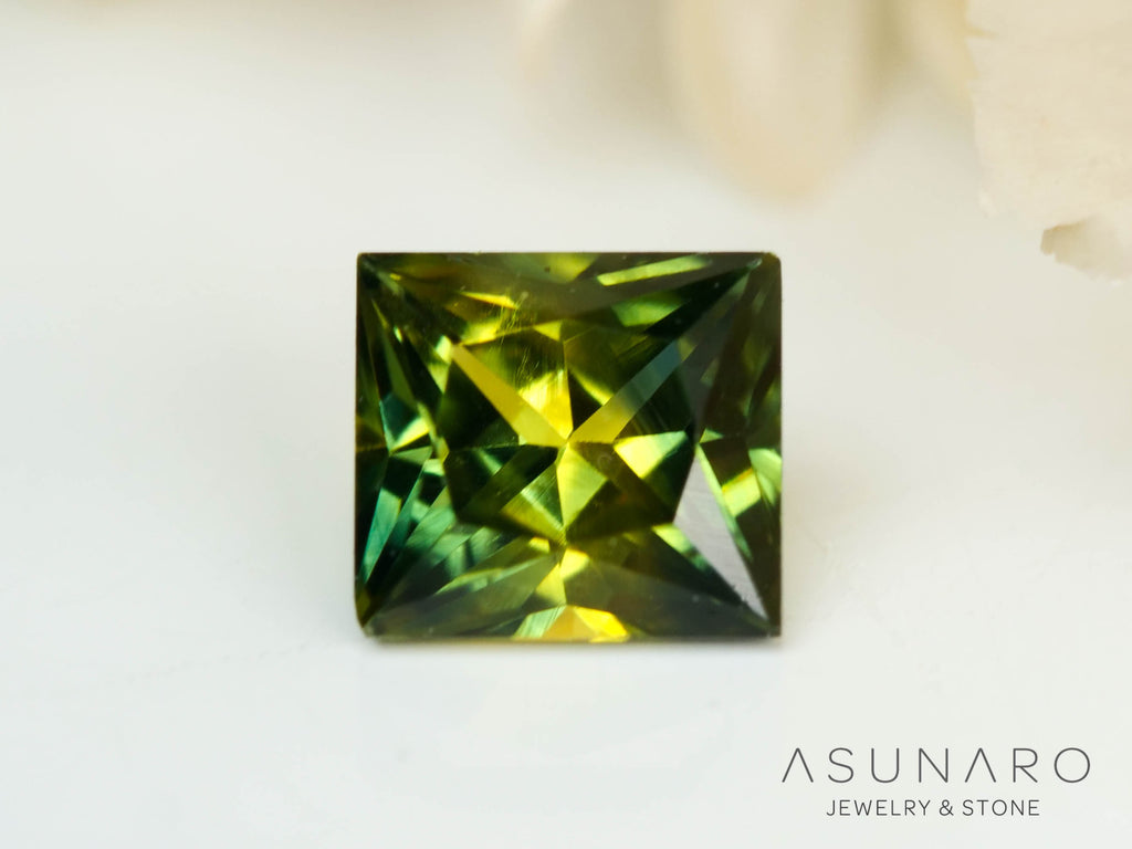 バイカラーサファイア 　プリンセスカット　 スリランカ産　0.21ct【250127-2526】