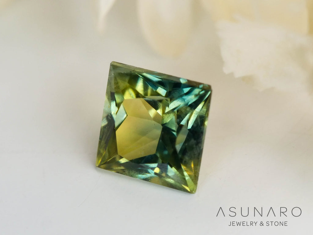 バイカラーサファイア 　プリンセスカット　 スリランカ産　0.23ct【250127-2527】