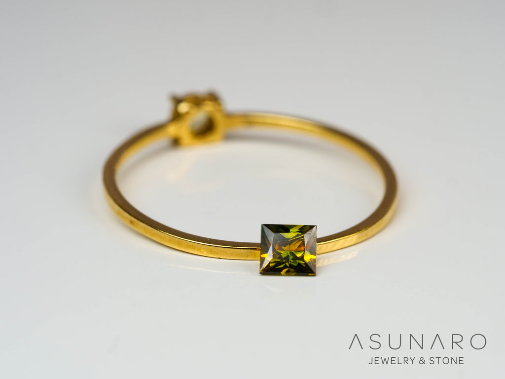 バイカラーサファイア 　プリンセスカット　 スリランカ産　0.21ct【250127-2528】