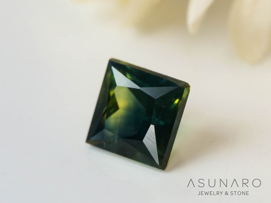 バイカラーサファイア 　プリンセスカット　 スリランカ産　0.24ct【250127-2530】