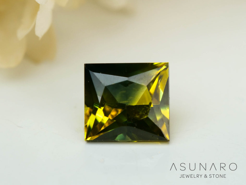 バイカラーサファイア 　プリンセスカット　 スリランカ産　0.18ct【250127-2532】