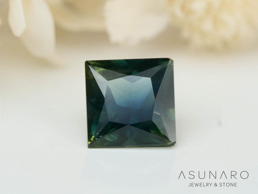 バイカラーサファイア 　プリンセスカット　 スリランカ産　0.36ct【241028-2537】