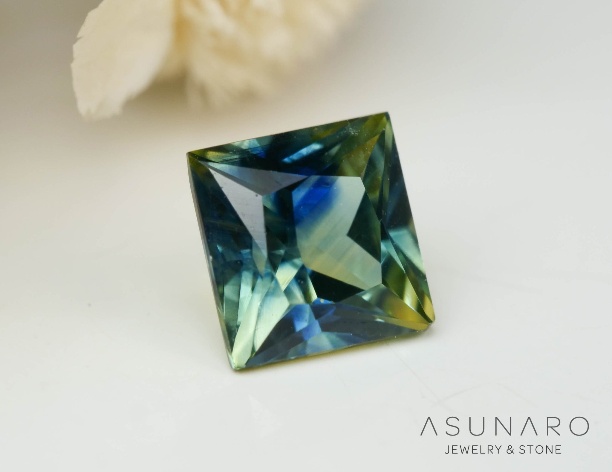 バイカラーサファイア プリンセスカット スリランカ産 0.39ct【241028-2540】 – ASUNARO STONE