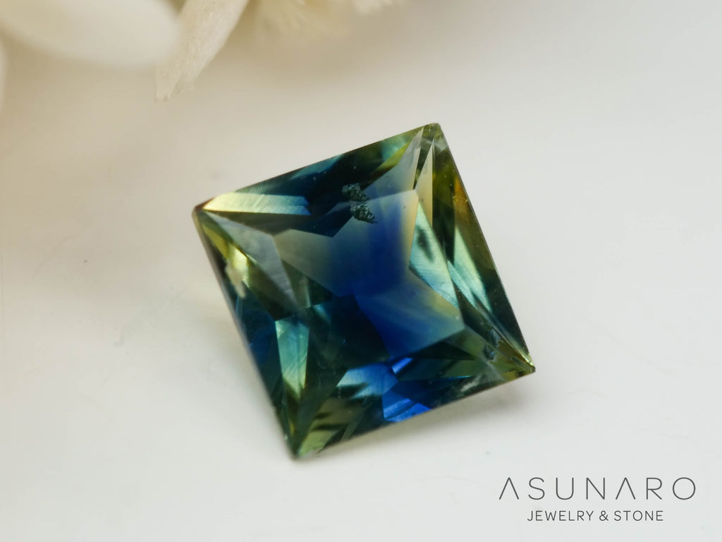 バイカラーサファイア 　プリンセスカット　 スリランカ産　0.34ct【241028-2542】