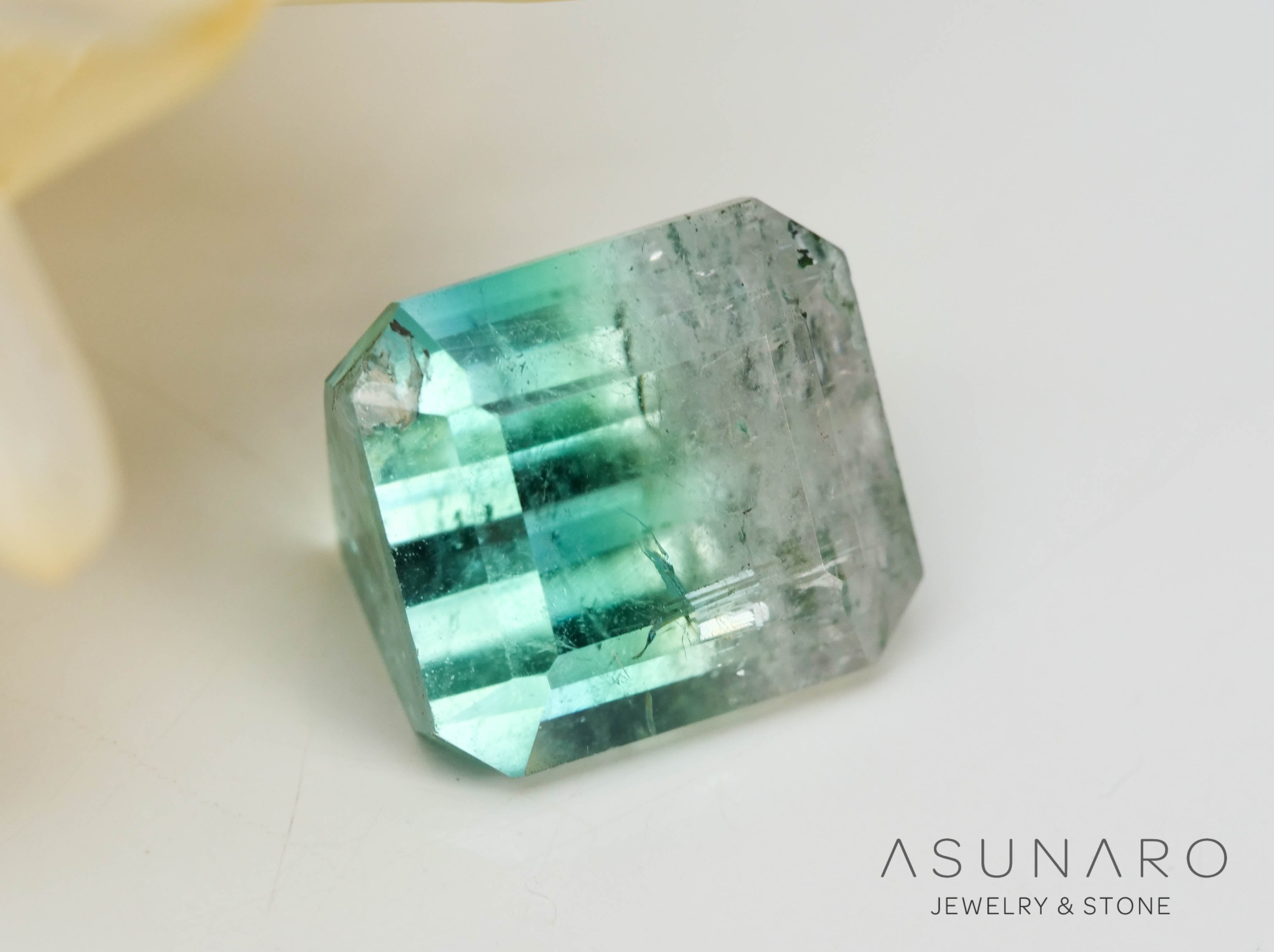 パーティーカラードトルマリン　エメラルドカット　アフガニスタン産　1.51ct【241106-2548】