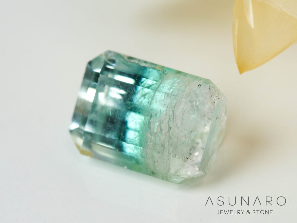 パーティーカラードトルマリン　エメラルドカット　アフガニスタン産　1.72ct【241106-2549】