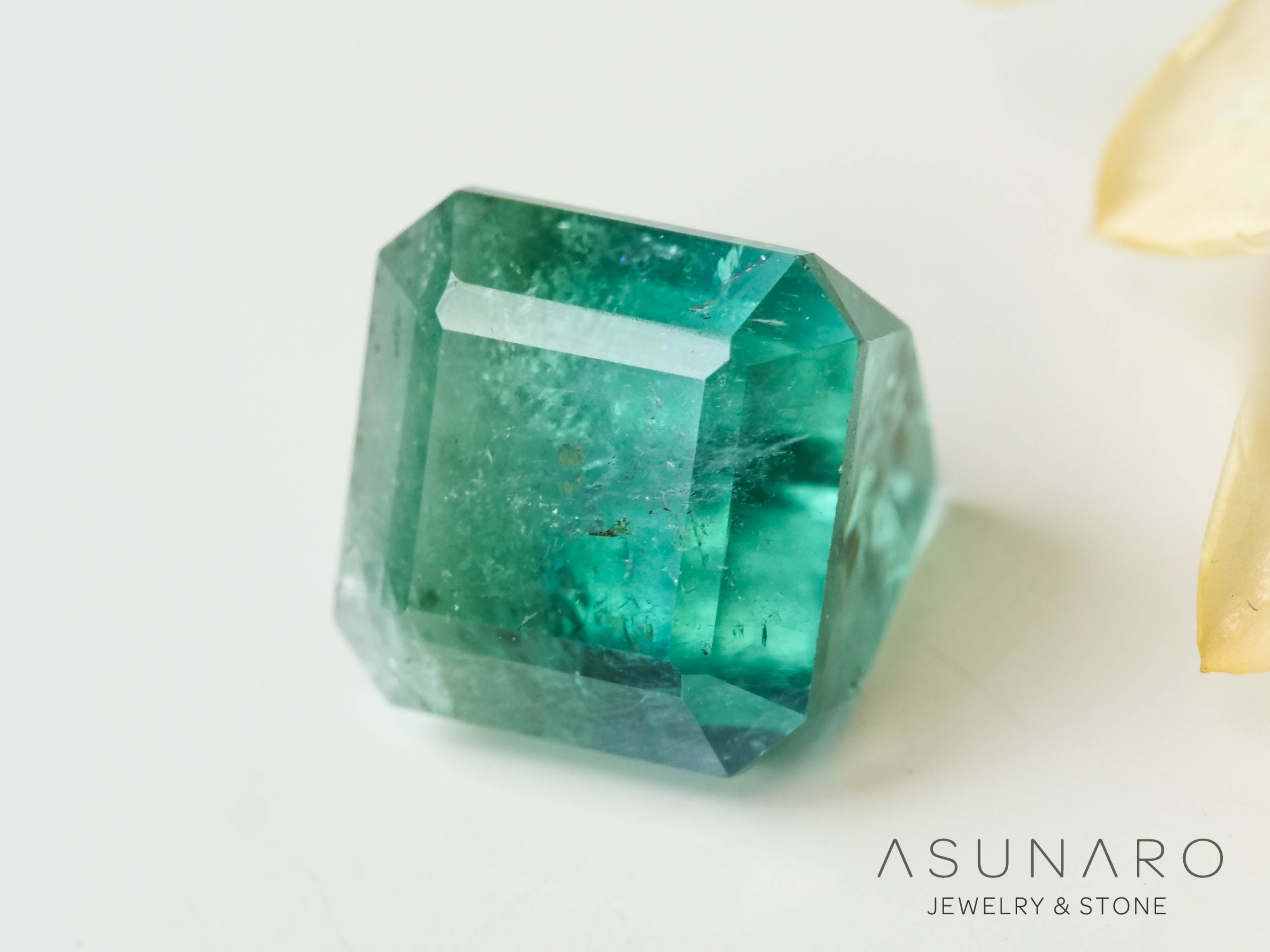 バイカラートルマリン エメラルドカット アフガニスタン産 2.97ct