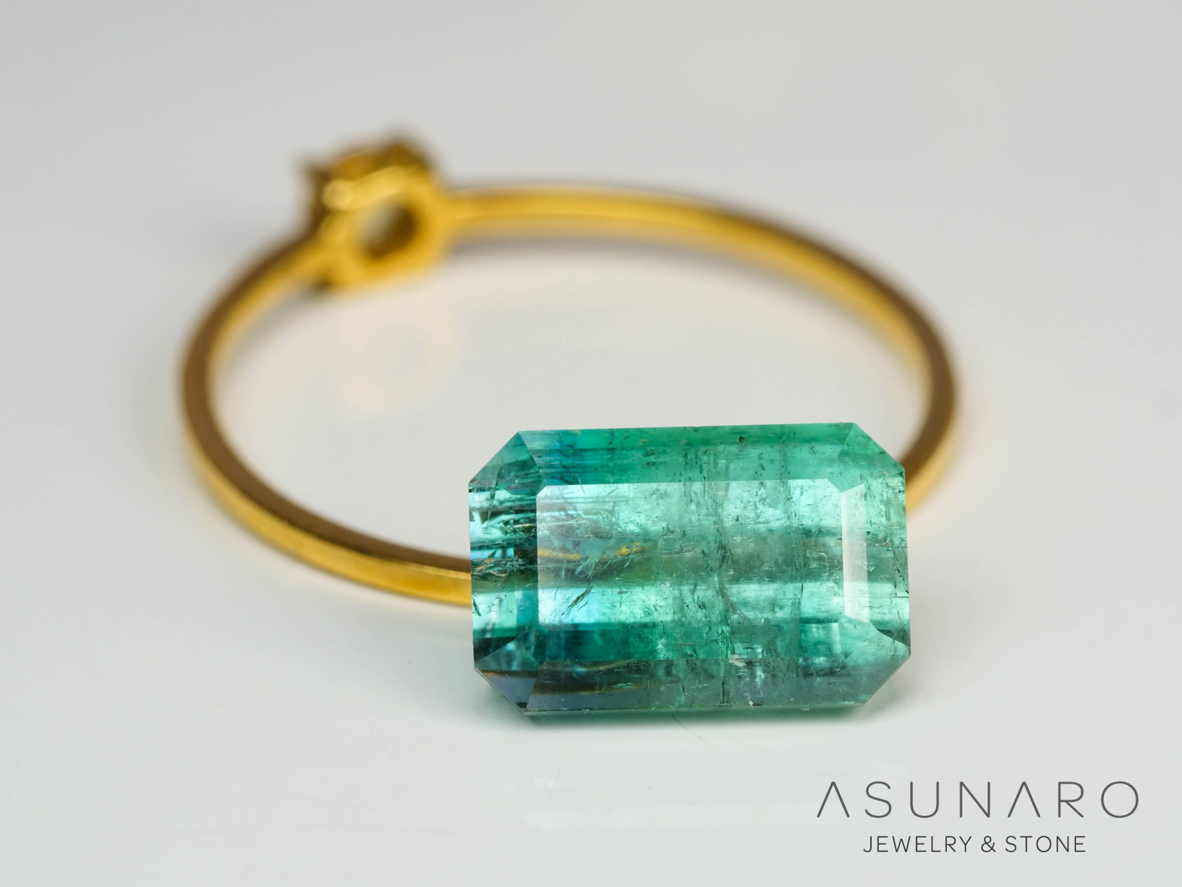 バイカラートルマリン　エメラルドカット　アフガニスタン産　2.91ct【241106-2556】