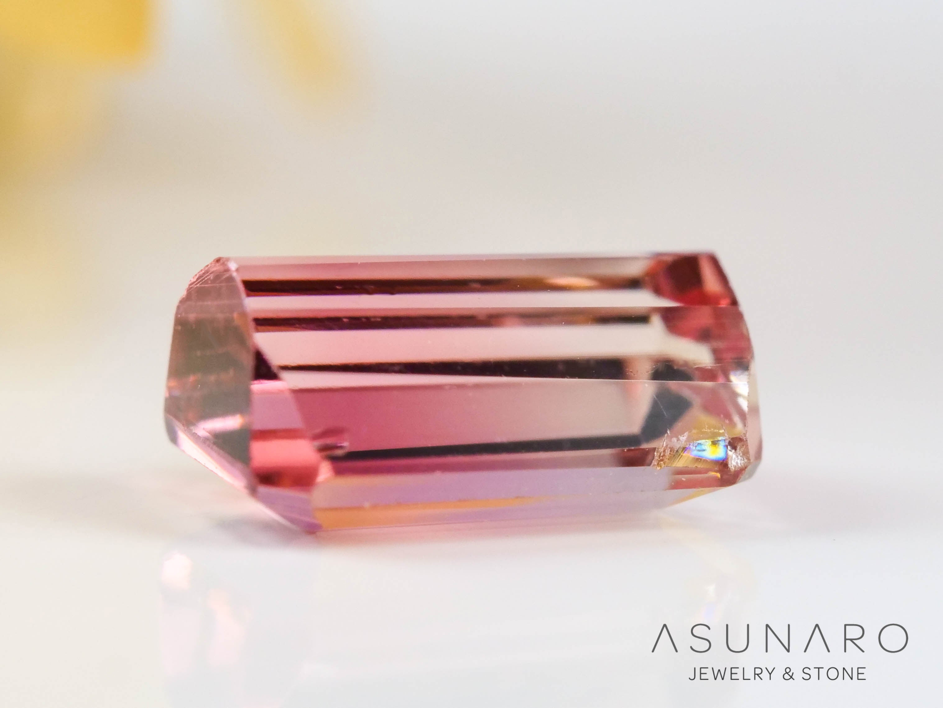 バイカラートルマリン　エメラルドカット　コンゴ産　0.61ct【241028-2562】