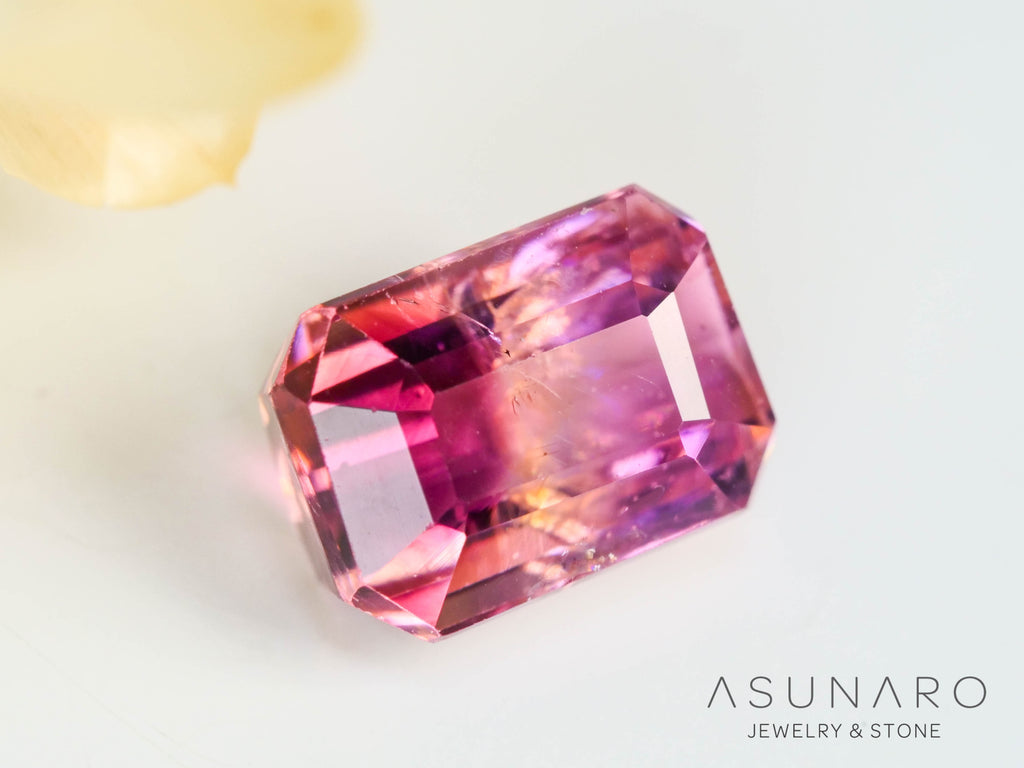 バイカラートルマリン　エメラルドカット　コンゴ産　0.85ct【241028-2565】