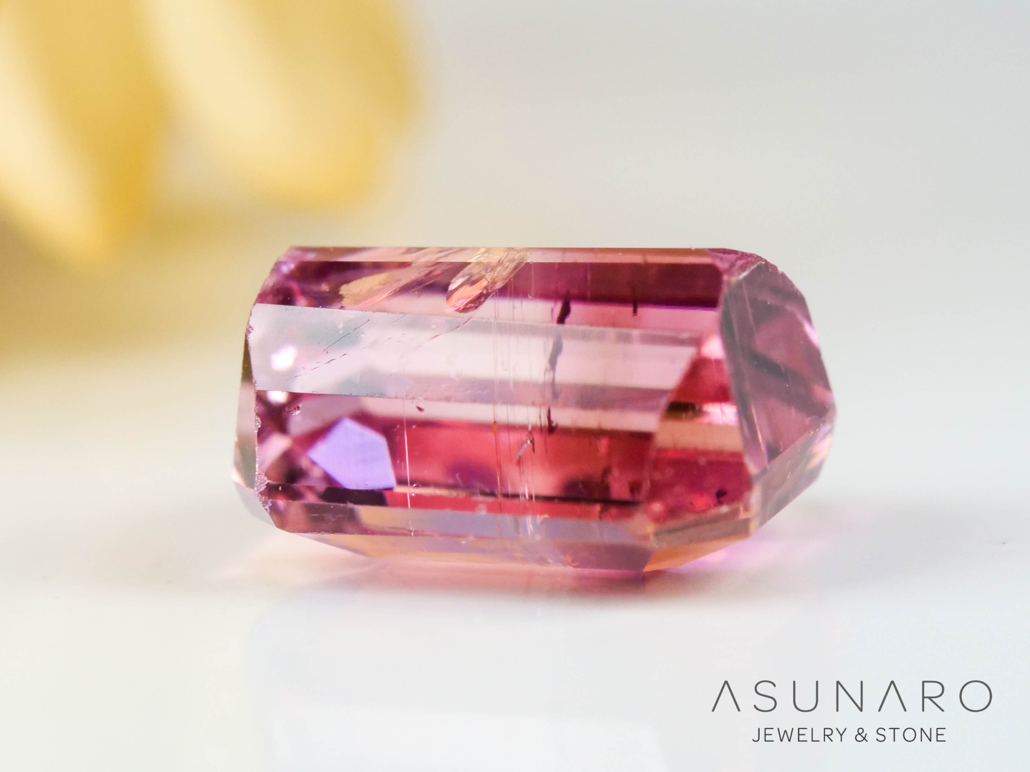 バイカラートルマリン　エメラルドカット　コンゴ産　0.85ct【241028-2565】