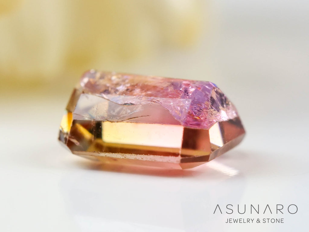 バイカラートルマリン　エメラルドカット　コンゴ産　0.67ct【241028-2568】