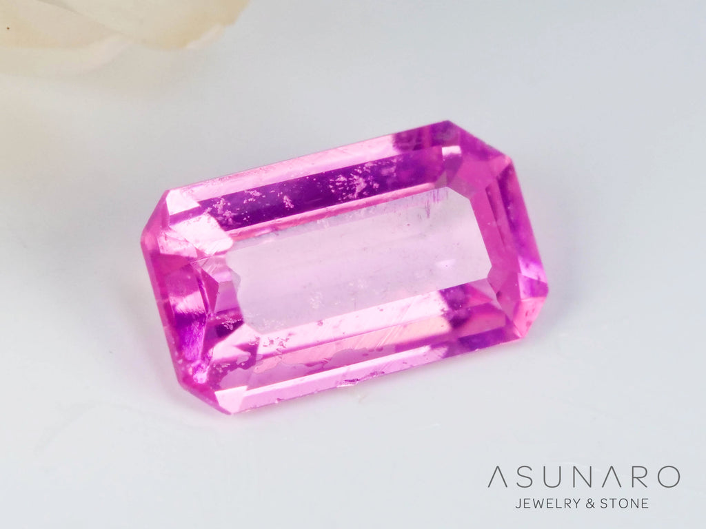 ピンクスピネル 　エメラルドカット　スリランカ産　0.18ct　【241026-2627】