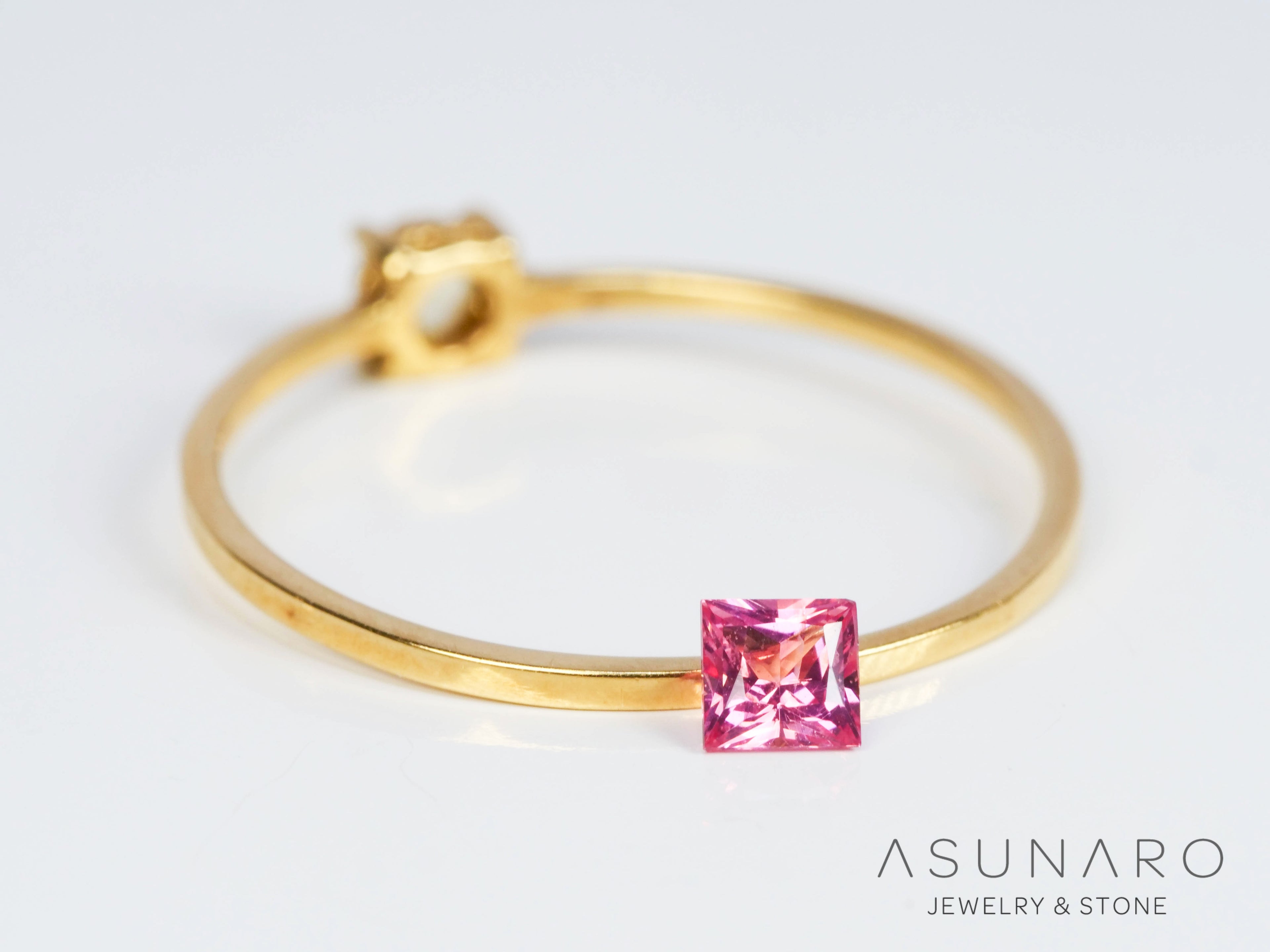 ピンクスピネル 　プリンセスカット　スリランカ産　0.16ct　【241026-2639】