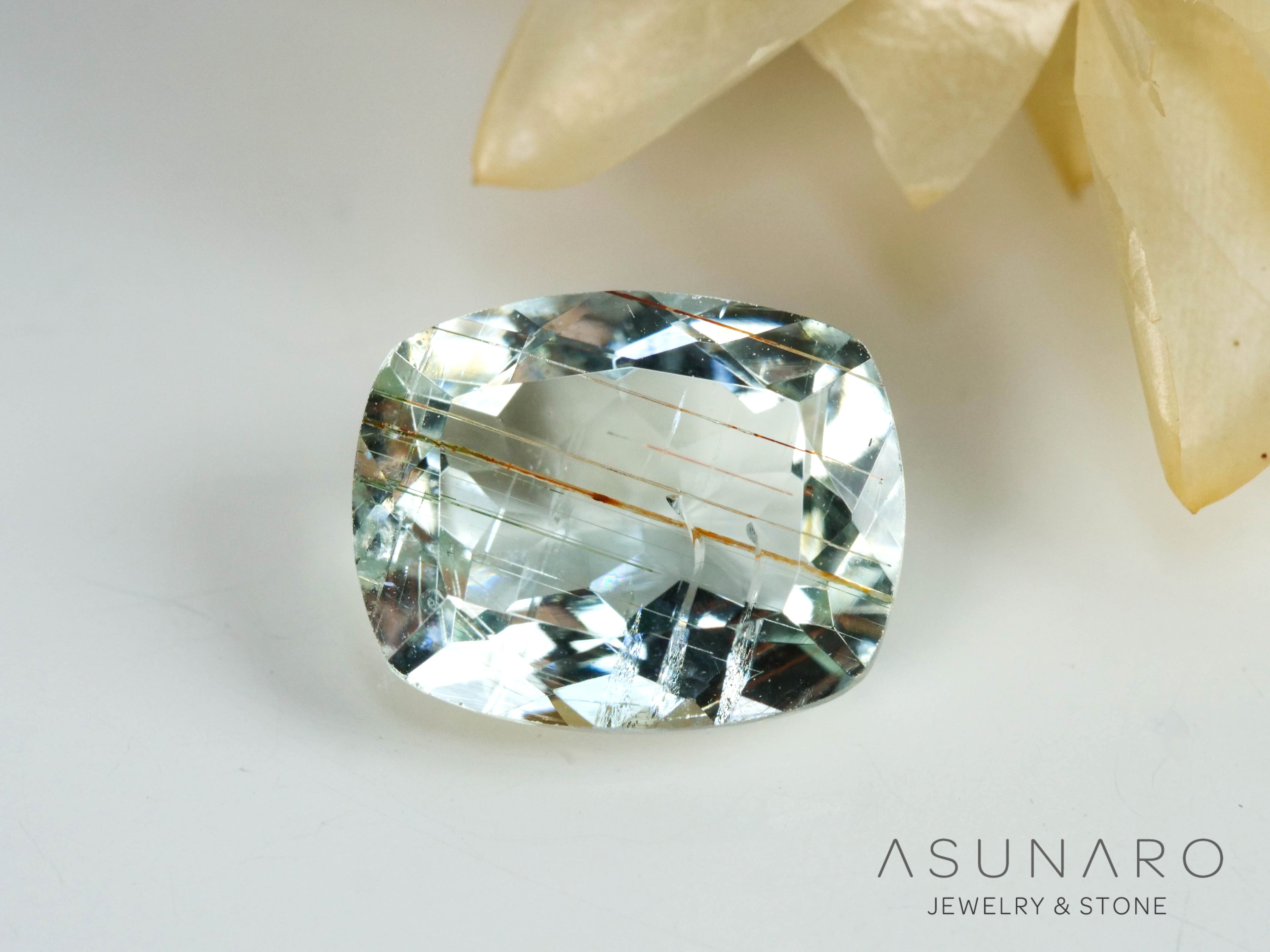 ルチル入り　アクアマリン　クッションカット ブラジル産　1.93ct【241105-2643】