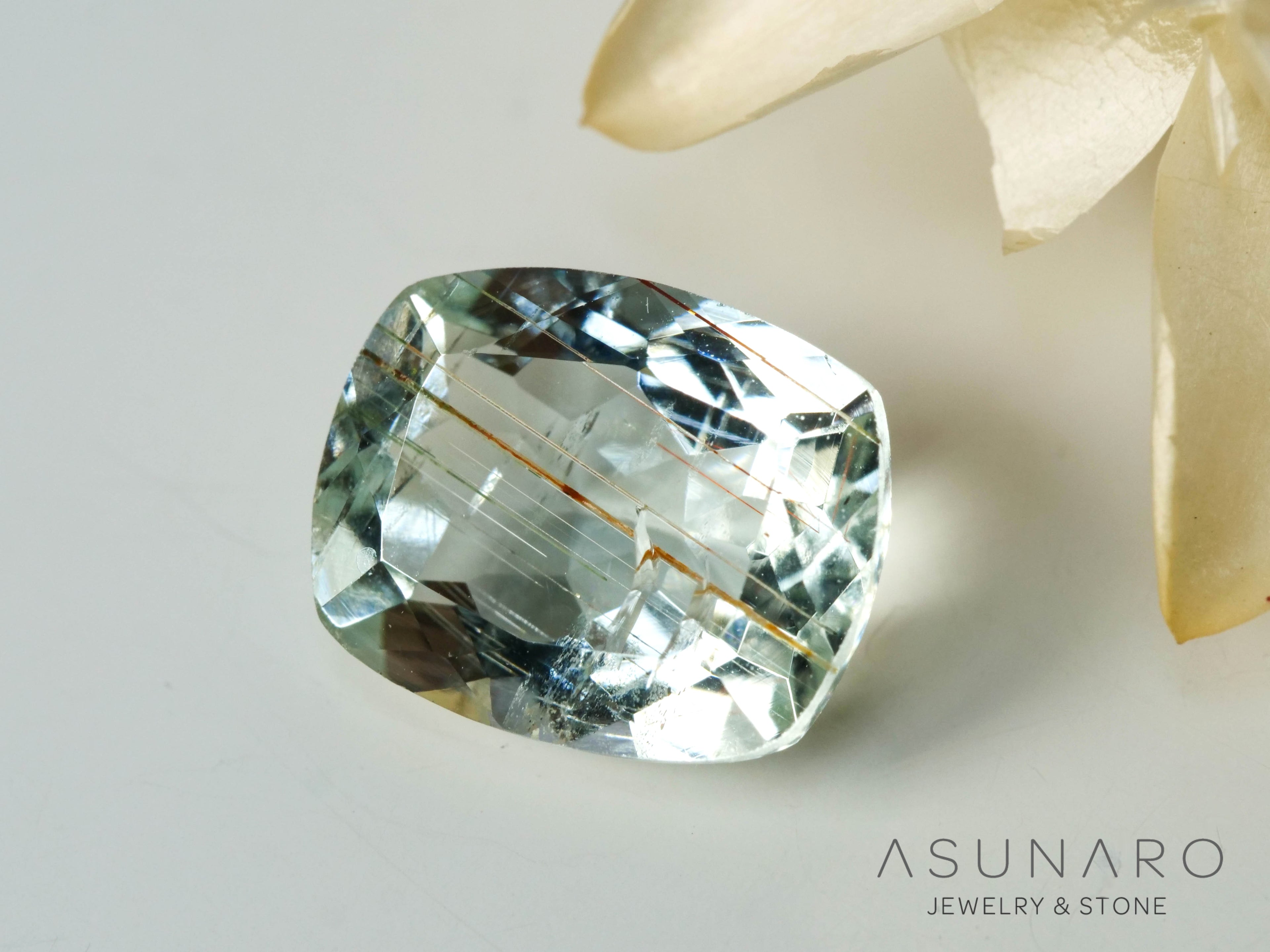 ルチル入り　アクアマリン　クッションカット ブラジル産　1.93ct【241105-2643】