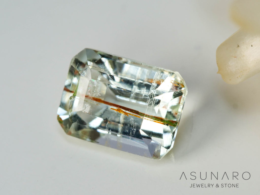 ルチル入り　アクアマリン　エメラルドカット ブラジル産　1.26ct【241105-2644】
