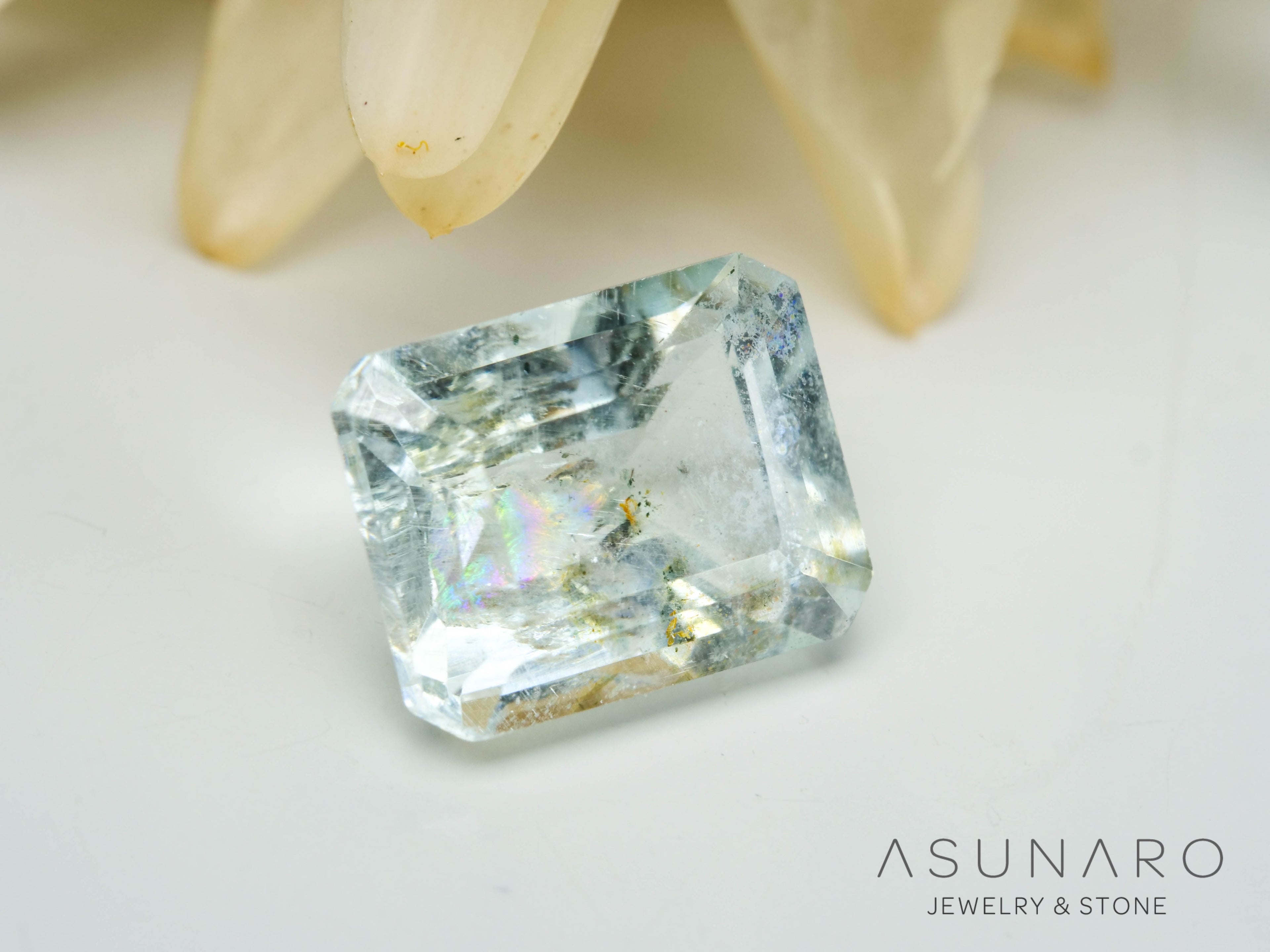 アクアマリン　エメラルドカット ブラジル産　1.24ct【241105-2649】