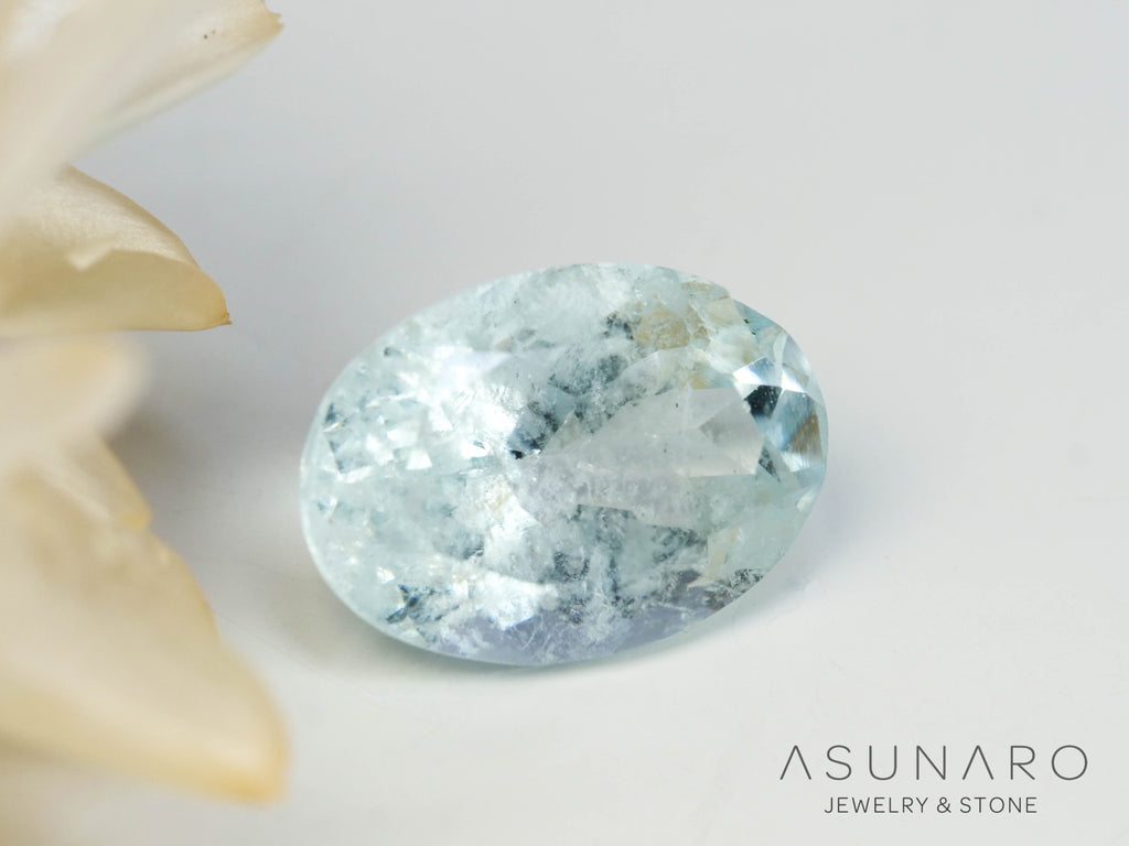 アクアマリン　オーバルカット ブラジル産　0.75ct【241105-2651】