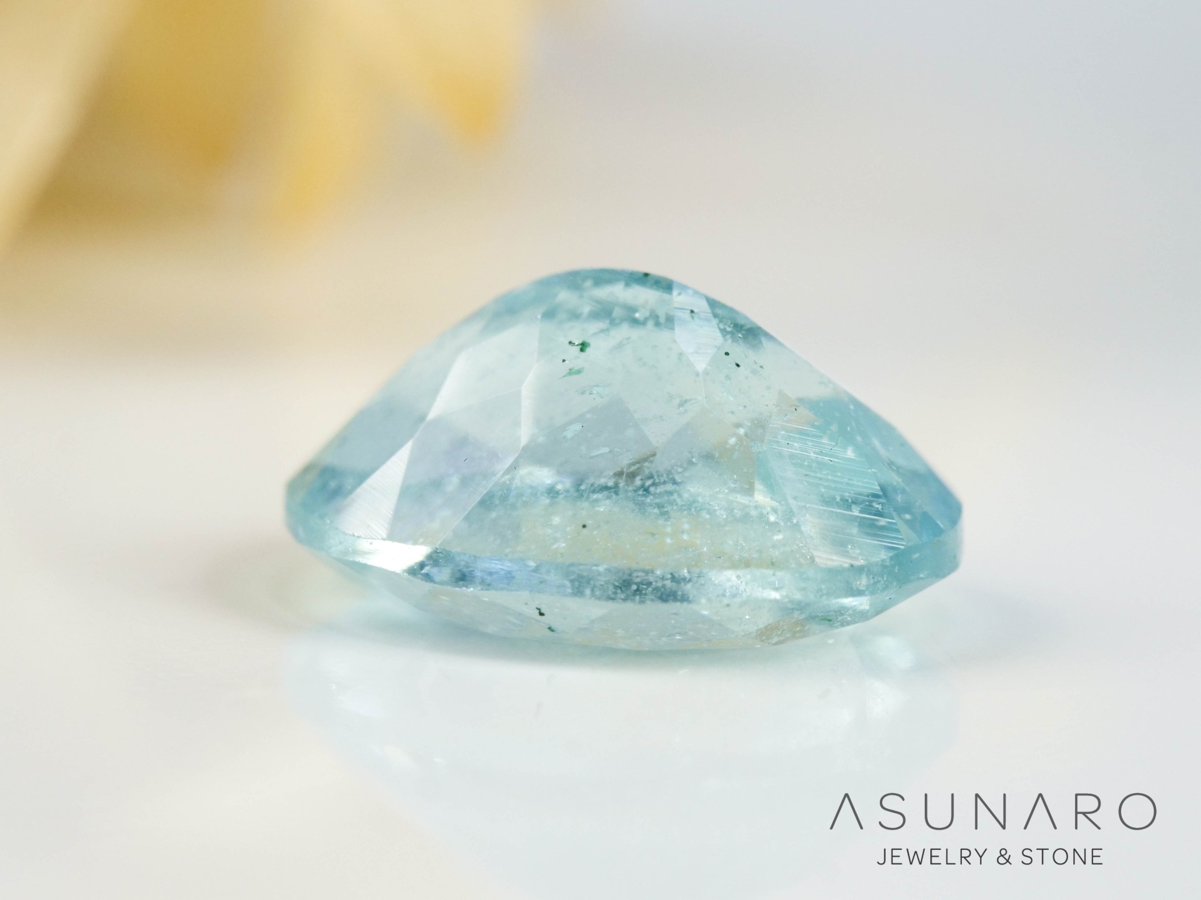 アクアマリン　オーバルカット ブラジル産　1.23ct【241105-2654】