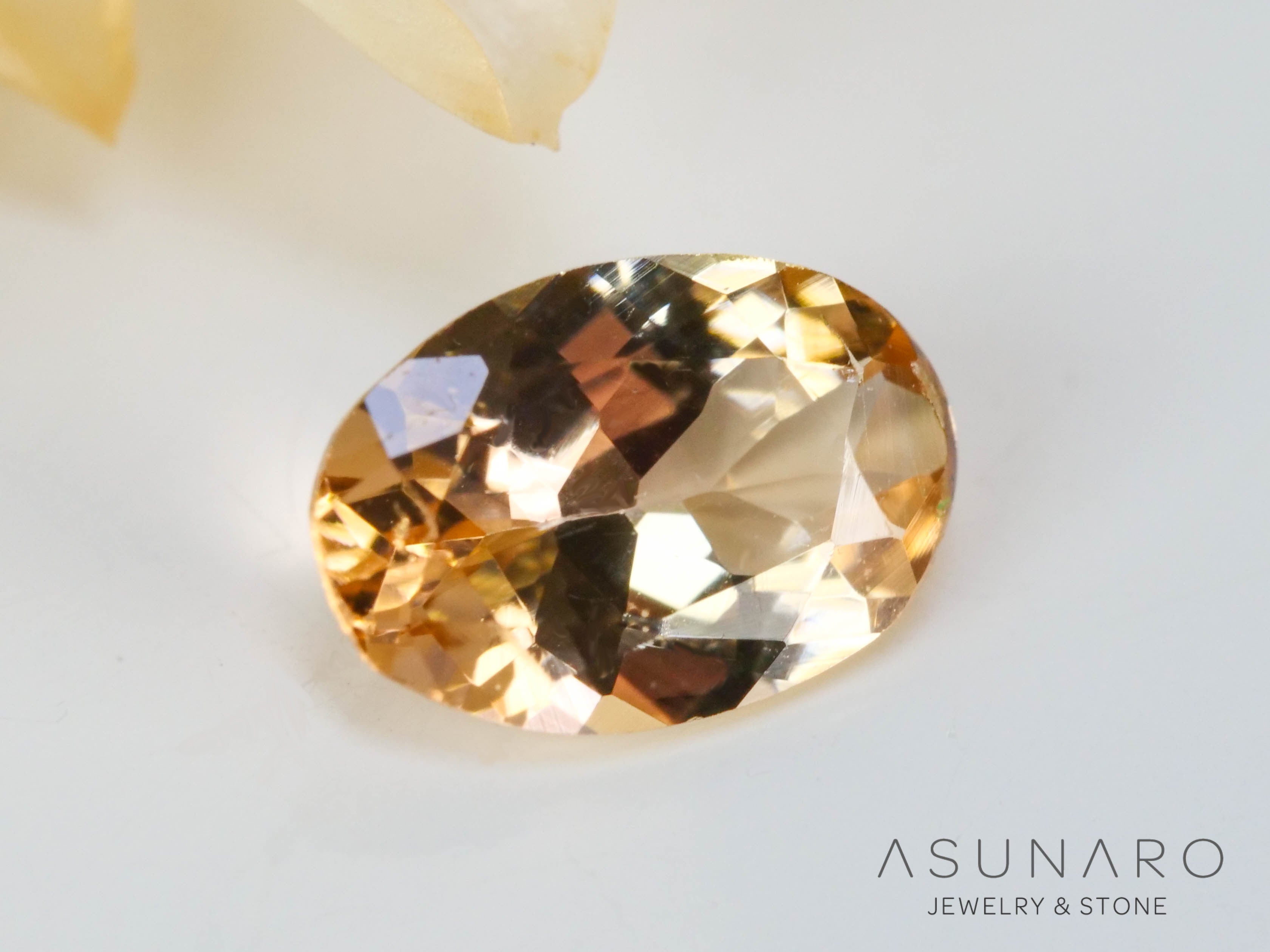 バイカラーゾイサイト（タンザナイト）  オーバルカット　タンザニア産　0.39ct【241122-2609】