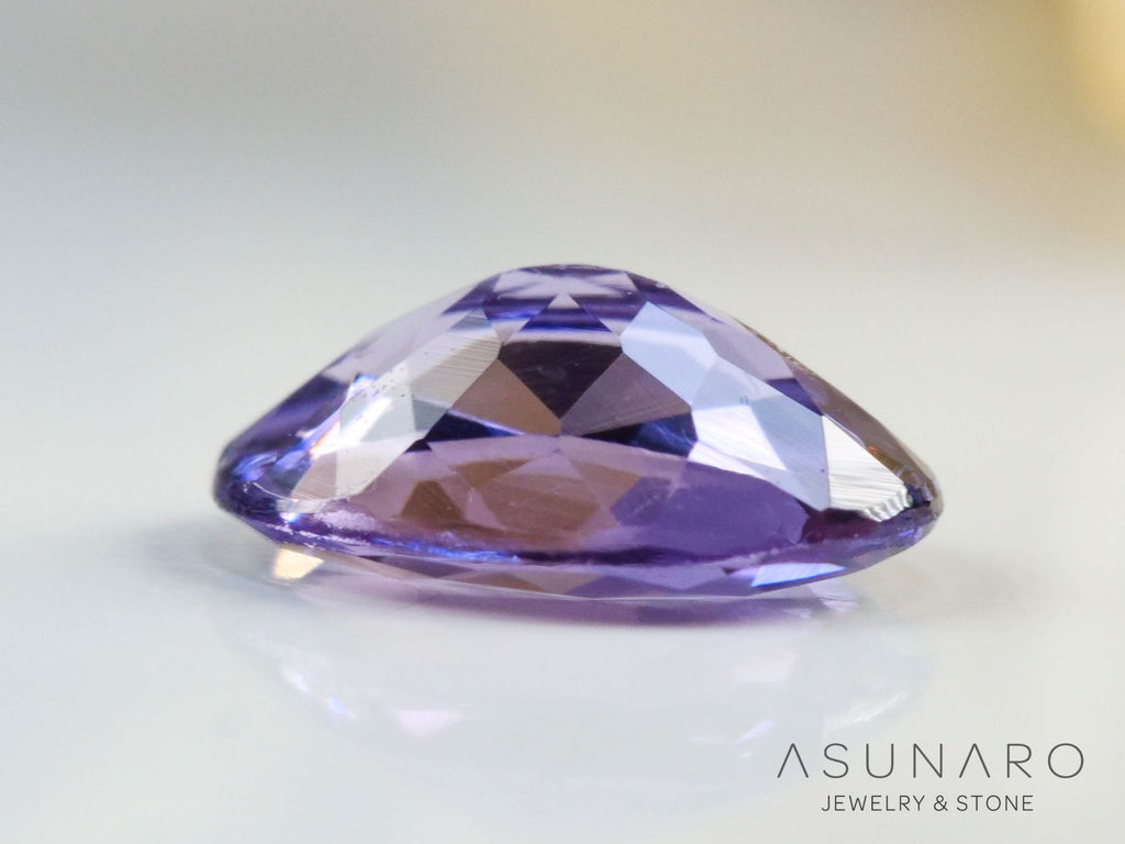 バイカラーゾイサイト（タンザナイト）  オーバルカット　タンザニア産　0.38ct【241122-2613】