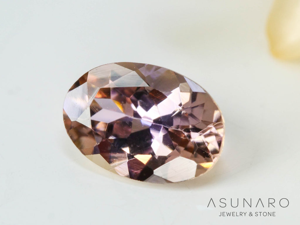 バイカラーゾイサイト（タンザナイト）  オーバルカット　タンザニア産　0.47ct【241122-2614】