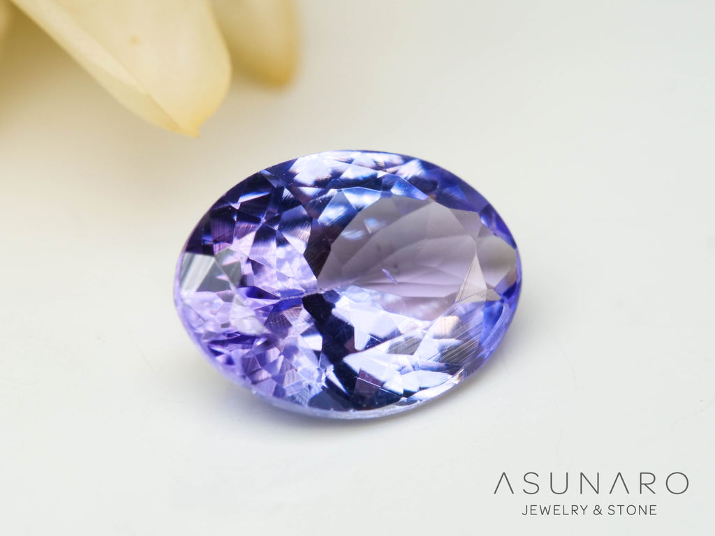 バイカラーゾイサイト（タンザナイト）  オーバルカット　タンザニア産　1.13ct【241122-2618】